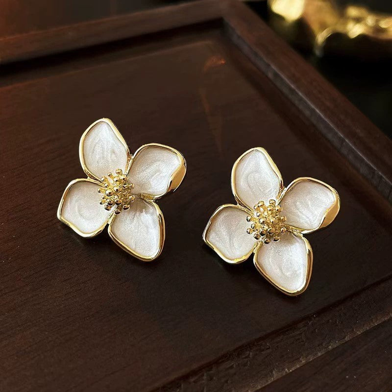 Blossom Breeze earrings JLT13024
