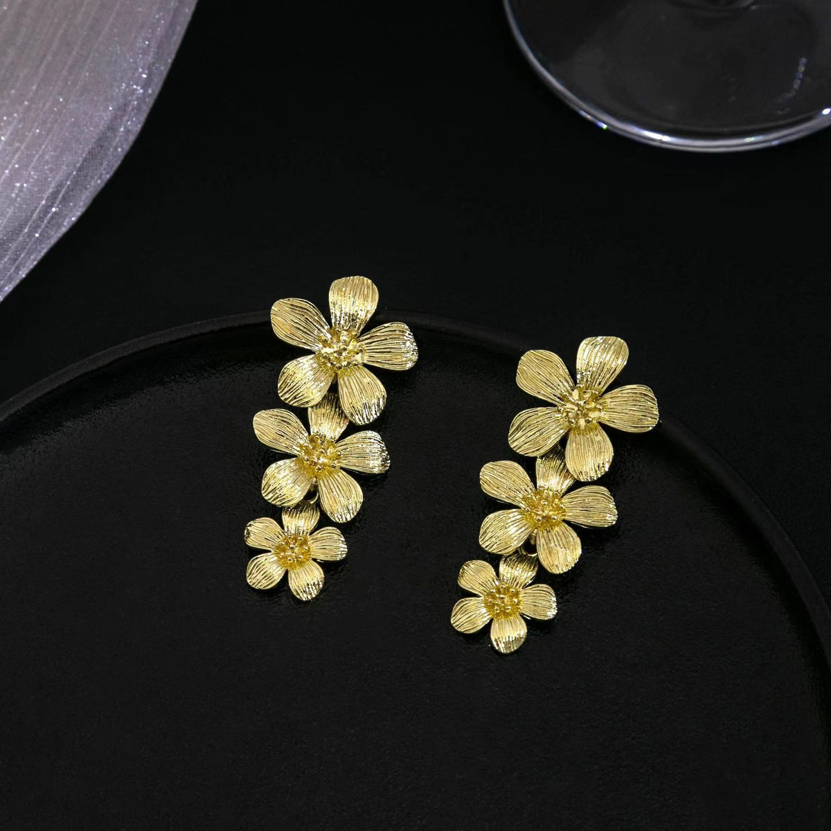 three-dimensional flower earrings jlt13130