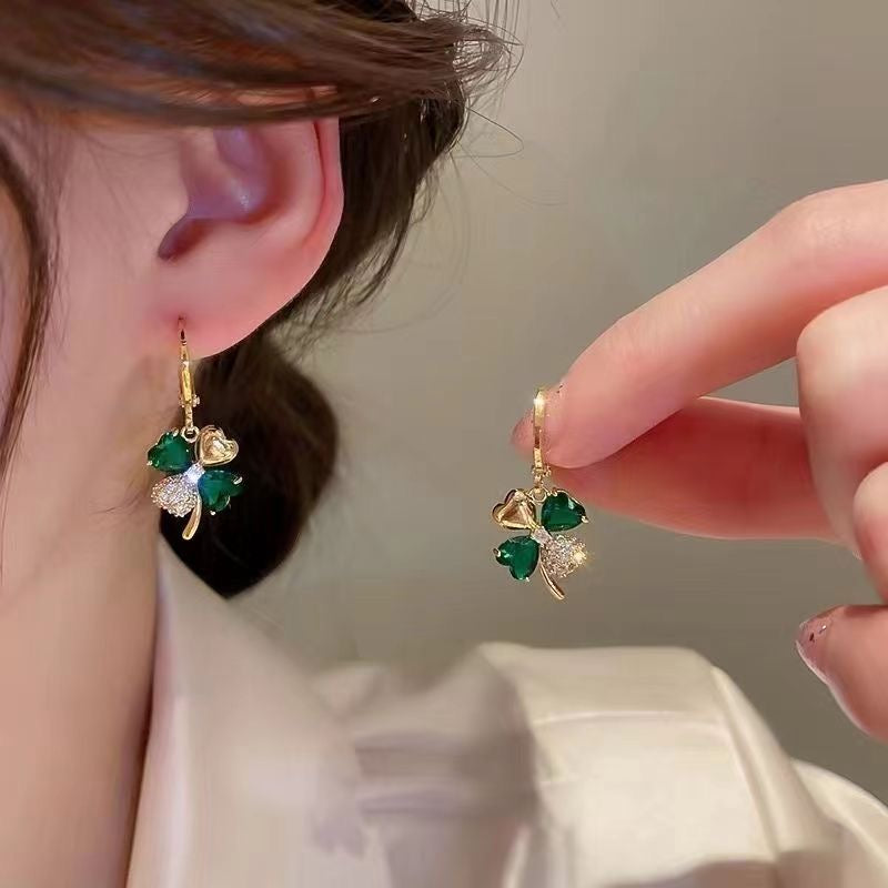 Golden Shamrock Sparkles JLT13222