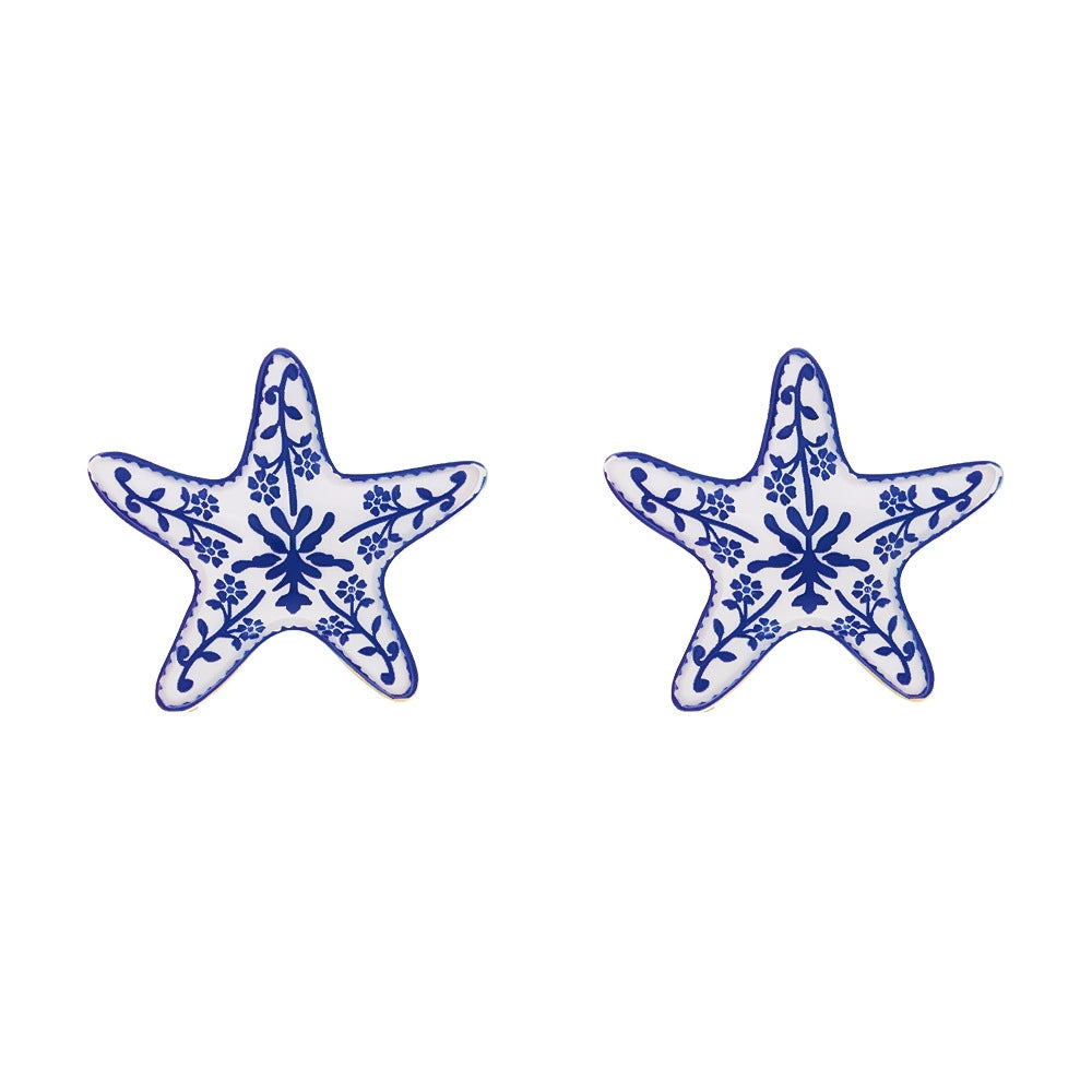 Just Lil Things Ocean Bloom Starfish Stud Earrings – Blue & White Floral Design jlt13314