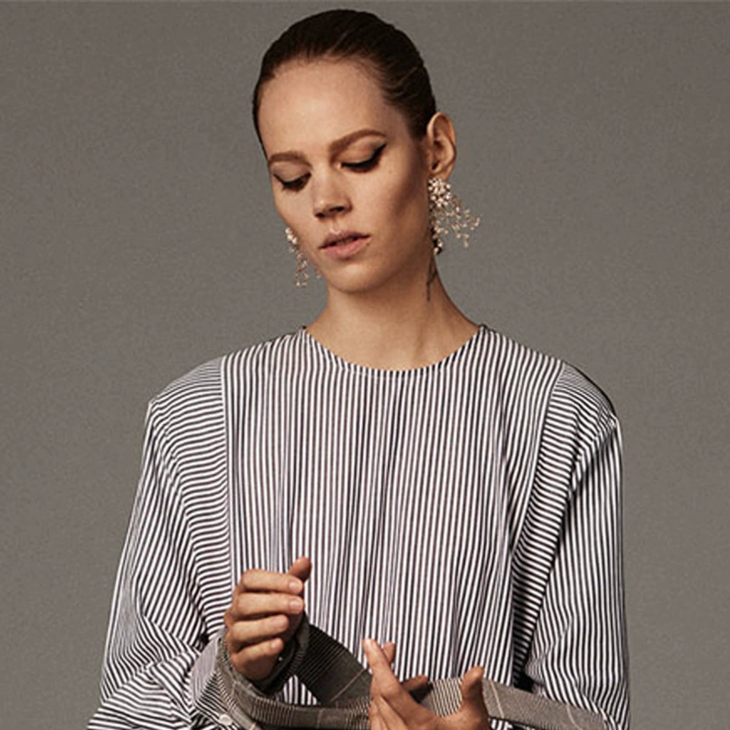Just Lil Things Pearl & Crystal Leaf Cascade Earrings jlt13323