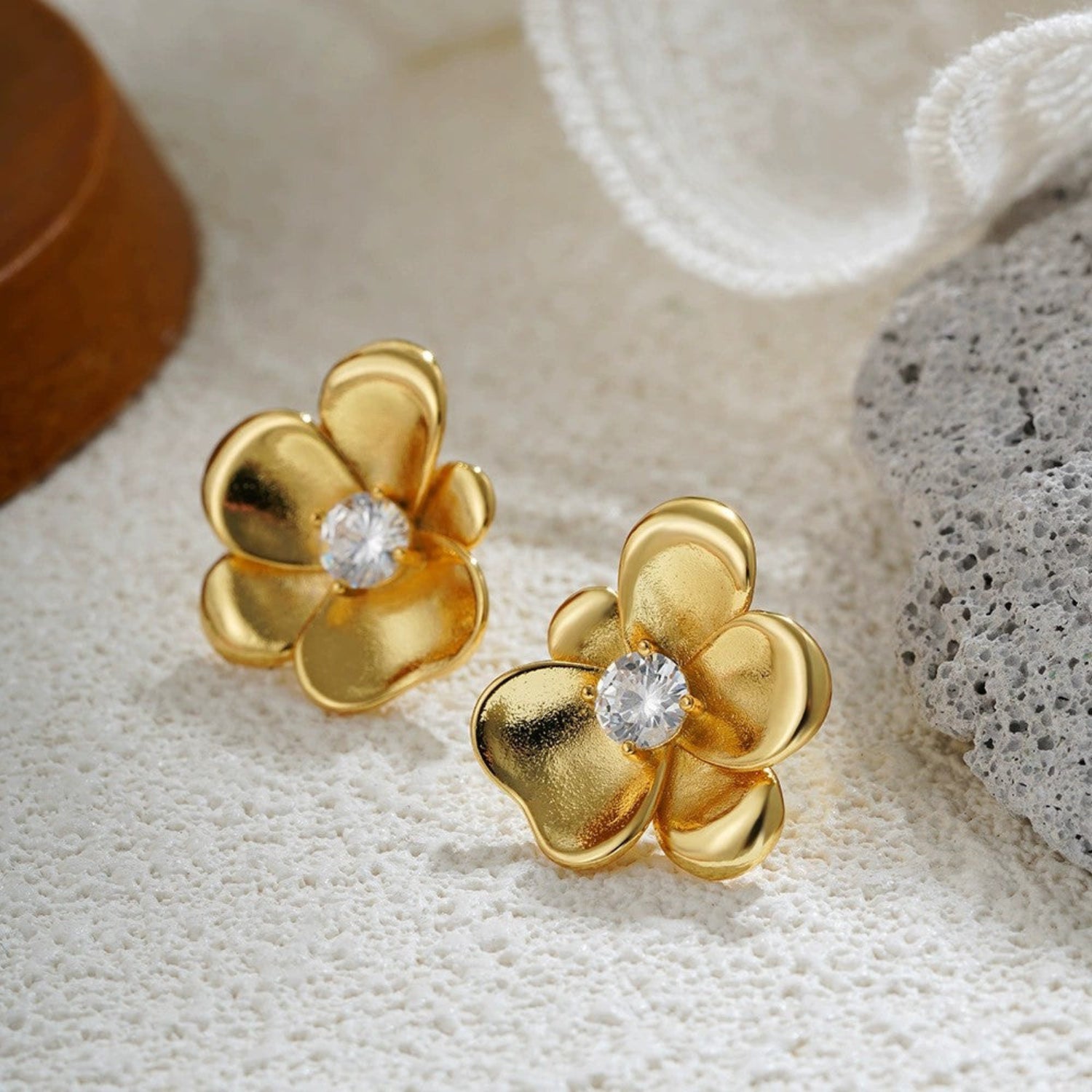 Just Lil Things Golden Bloom Crystal Studs jlt13395