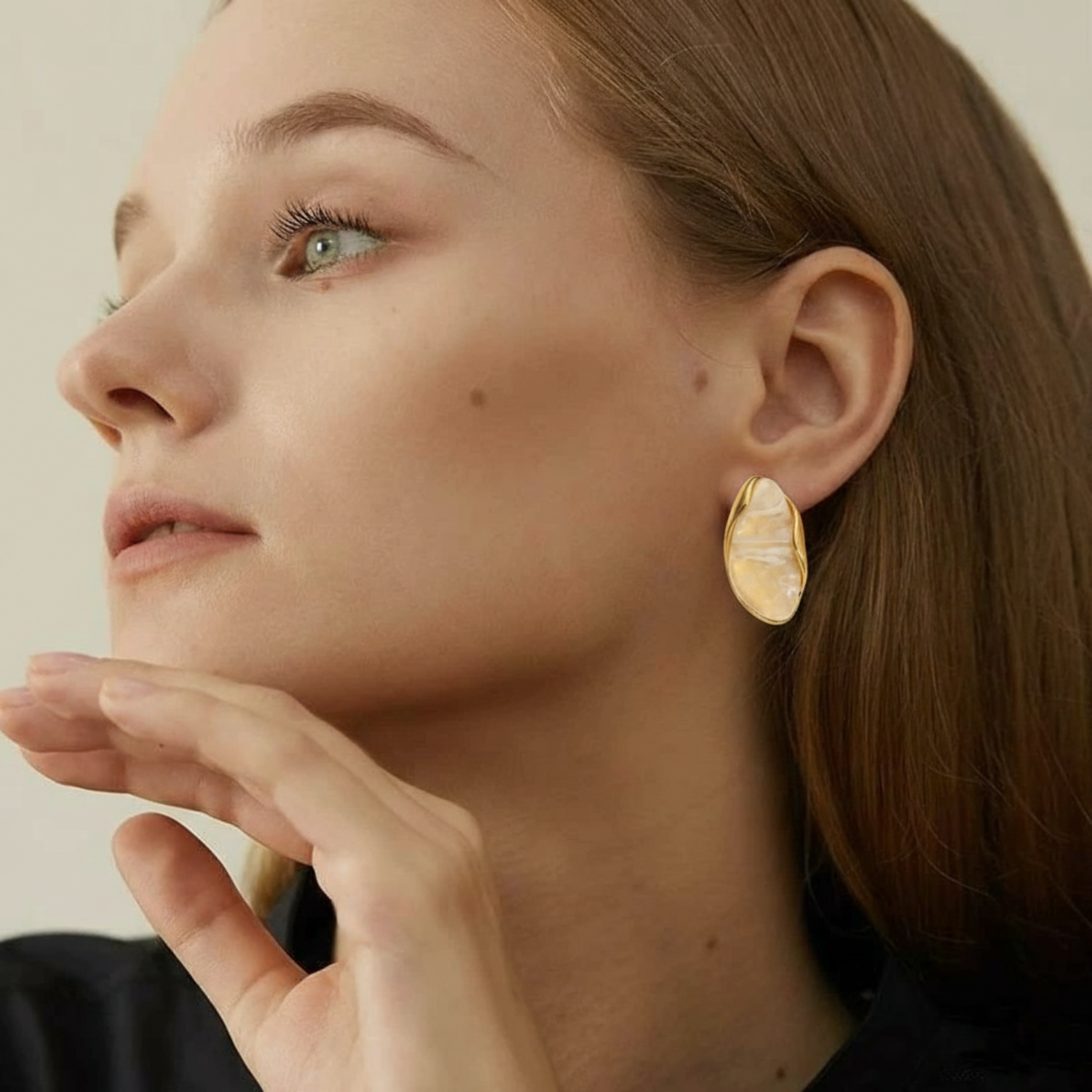 Golden Mist Sculpted Stud Earrings JLT13406