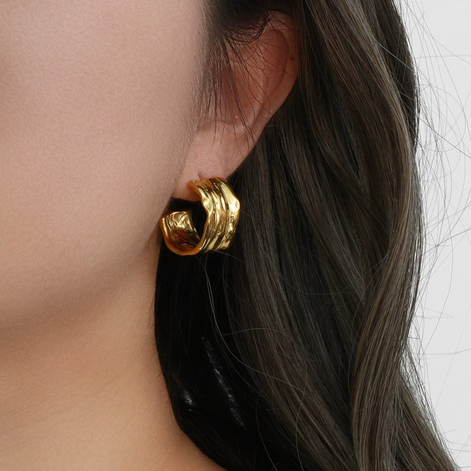 Just Lil Things Textured Gold Wave Hoop Earrings jlt13416