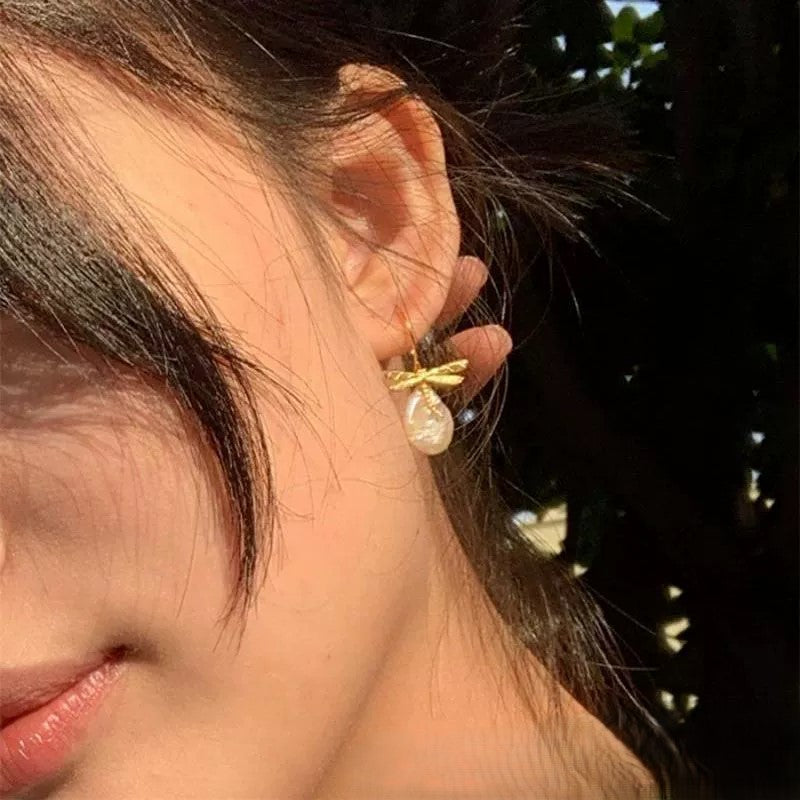 Golden Dragonfly Pearl Drop Earrings JLT13426