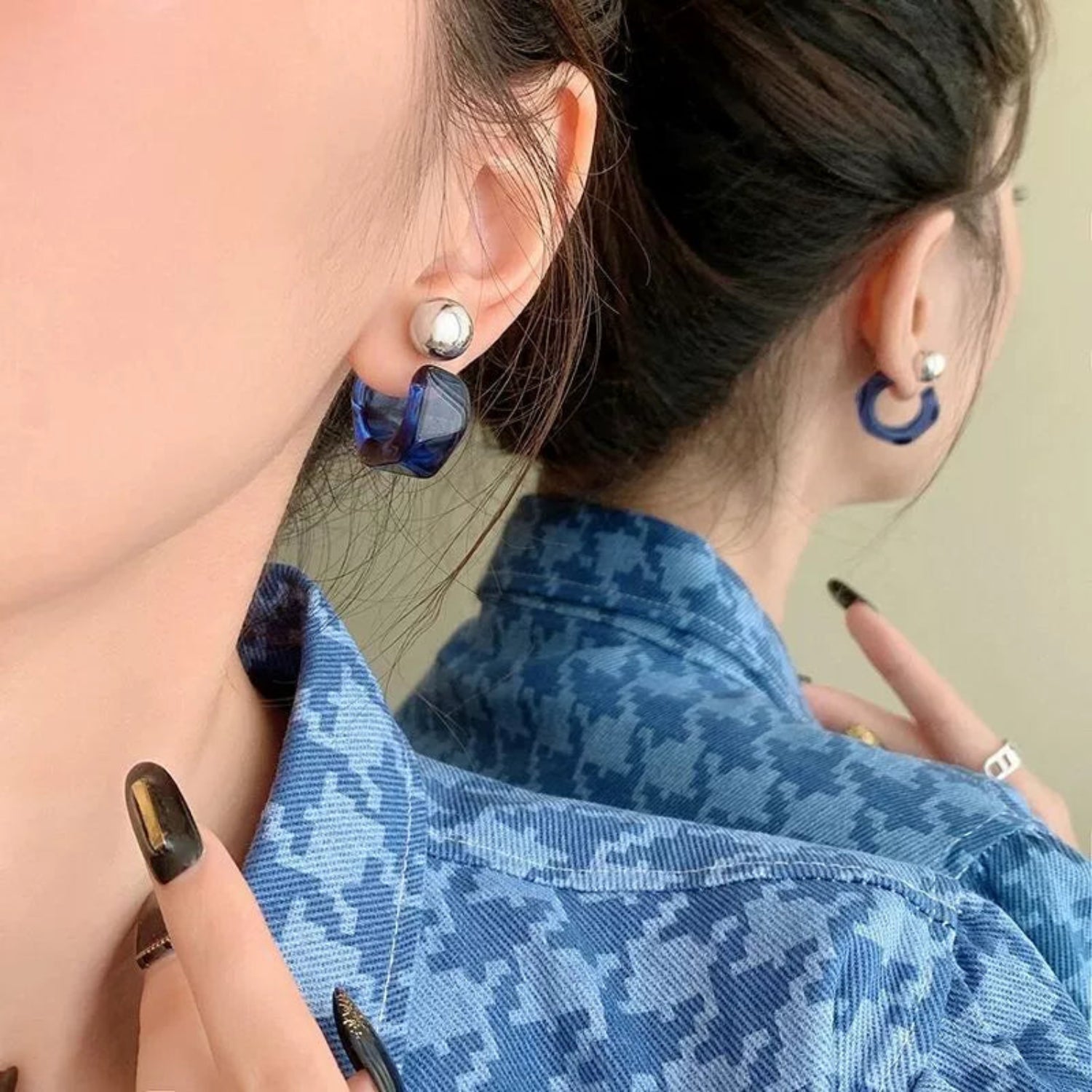 C Shaped Hoop Blue Earrings jlt13461
