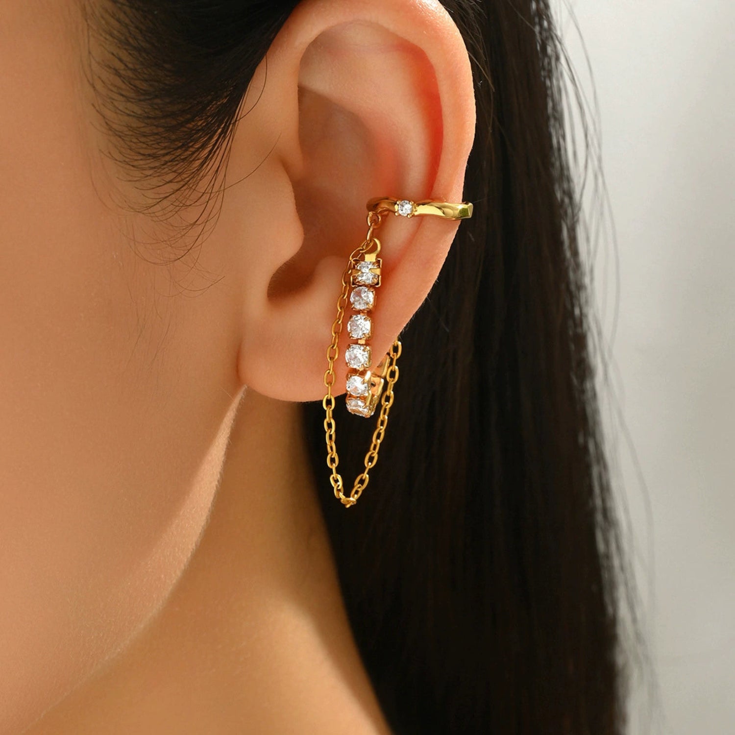 Chain Dangle Crystal Ear Cuff jlt13491