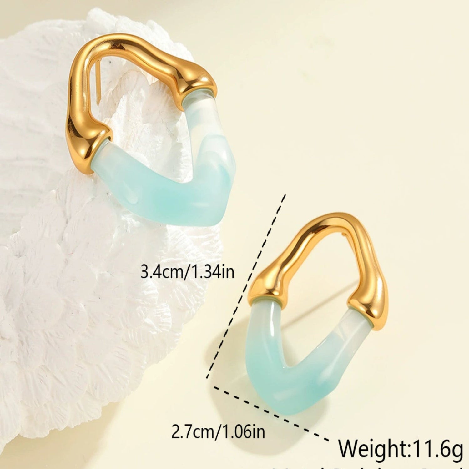 Resin Acetate U-Shape Blue Studs JLT13499
