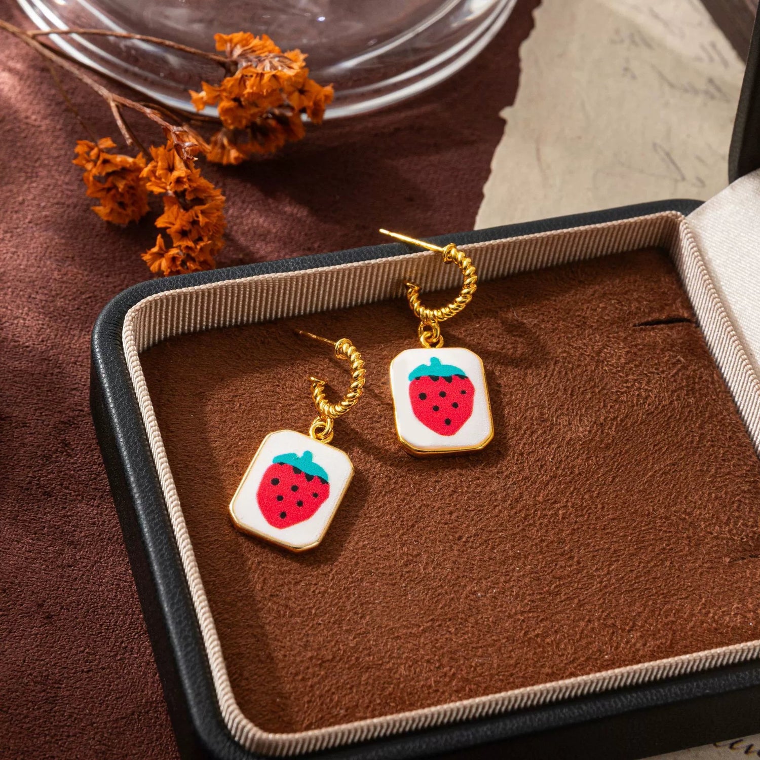 namel Strawberry Square Dangles JLT13509