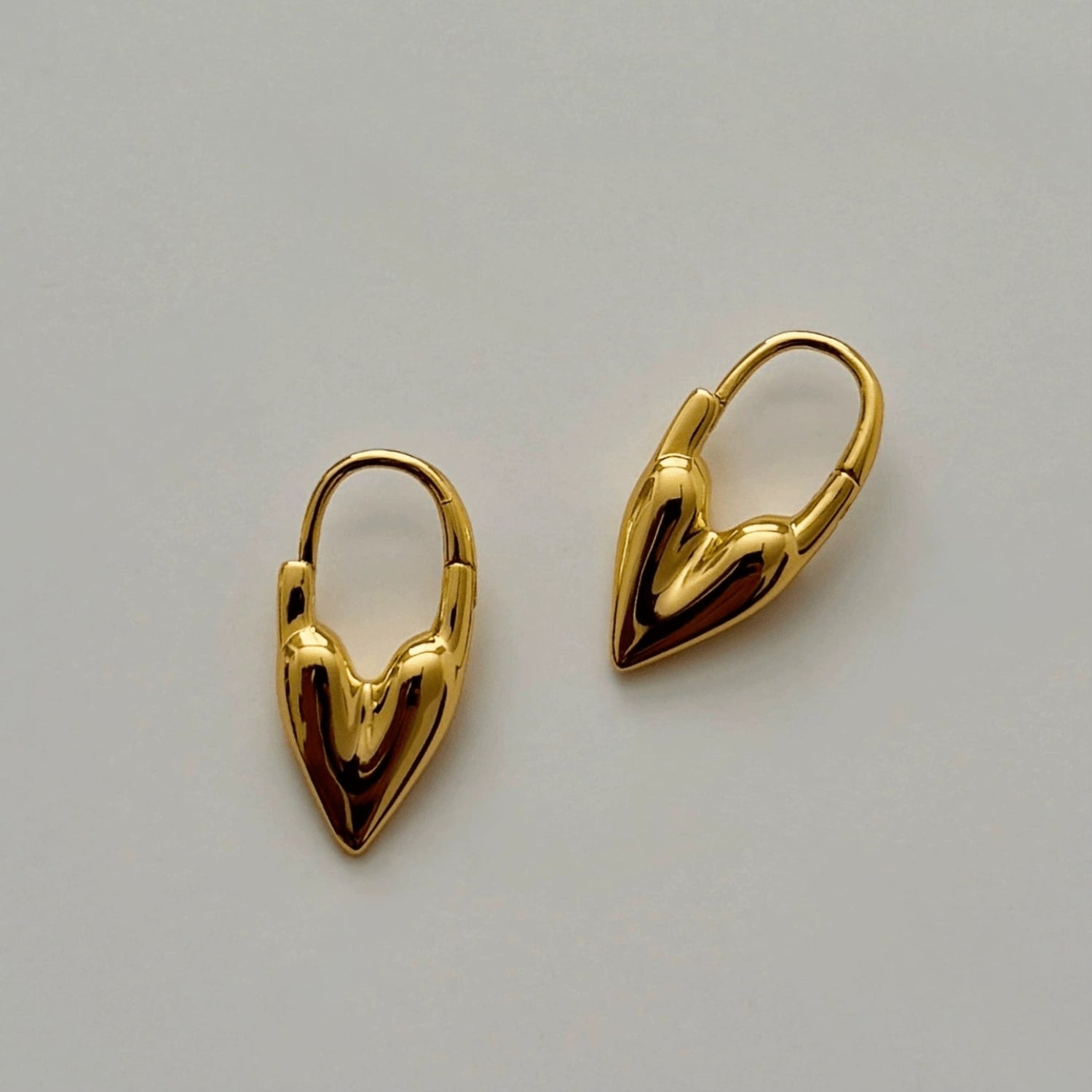 Golden Heart Hoop Earrings jlt13520