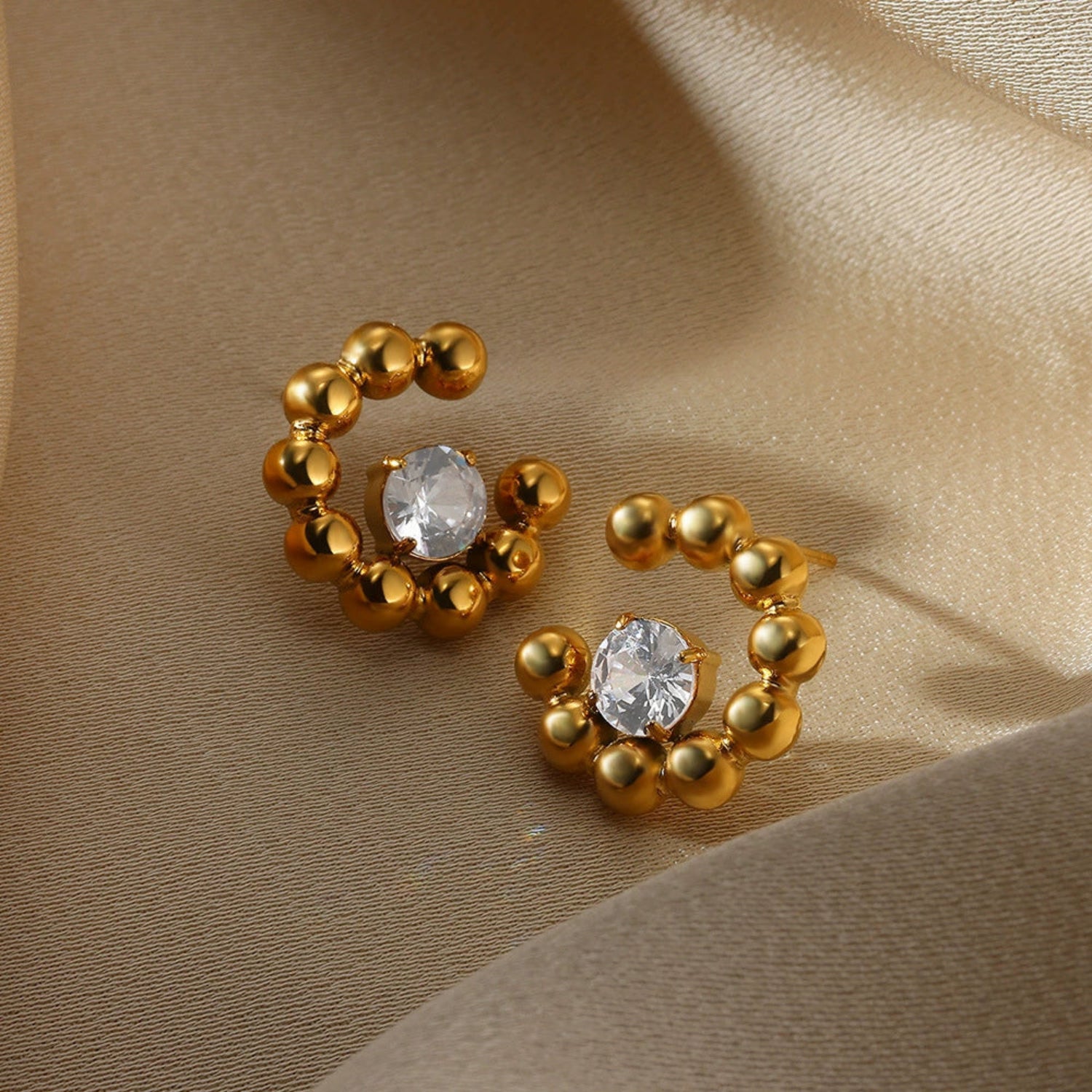 Gold Beaded Spiral Stud Earrings JLT13600