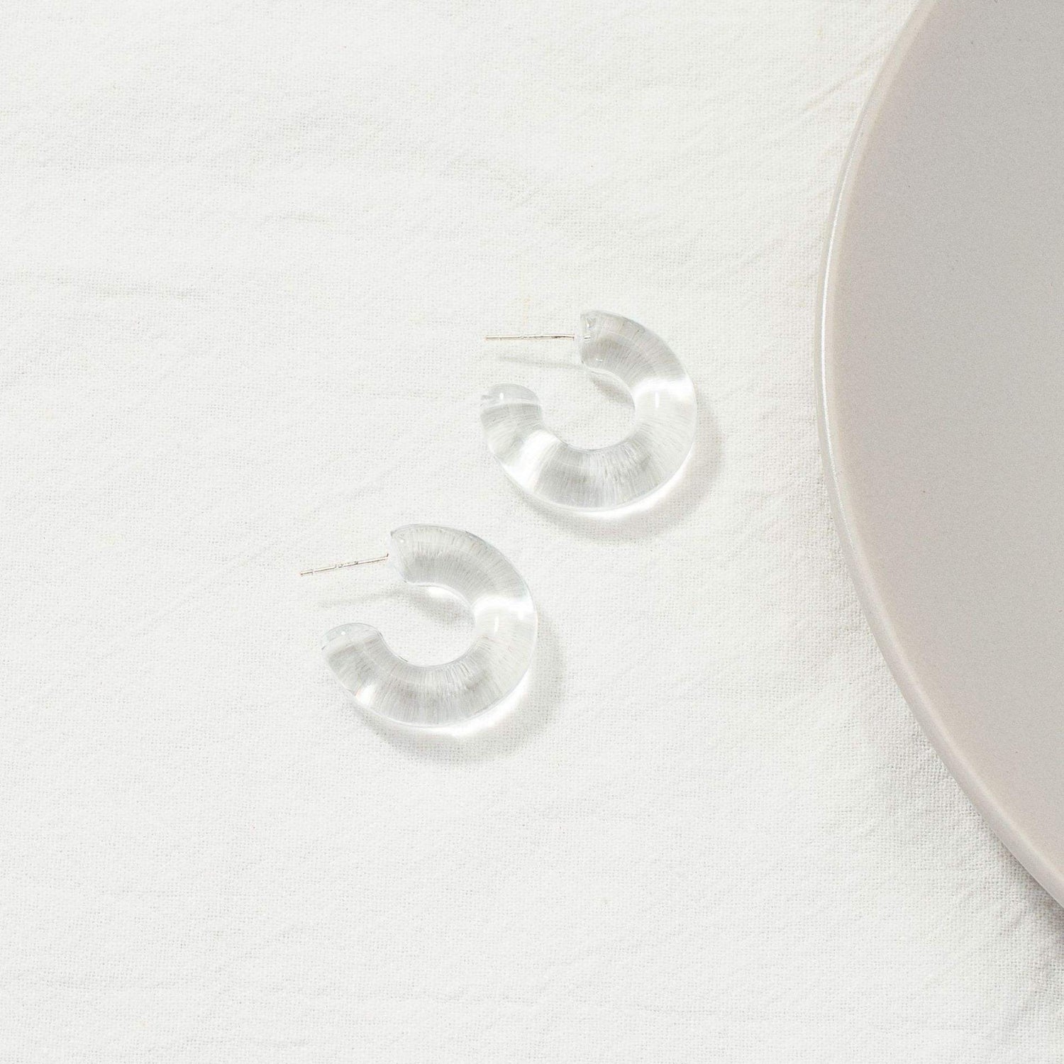 White Resin Hoop Earrings JLT13839