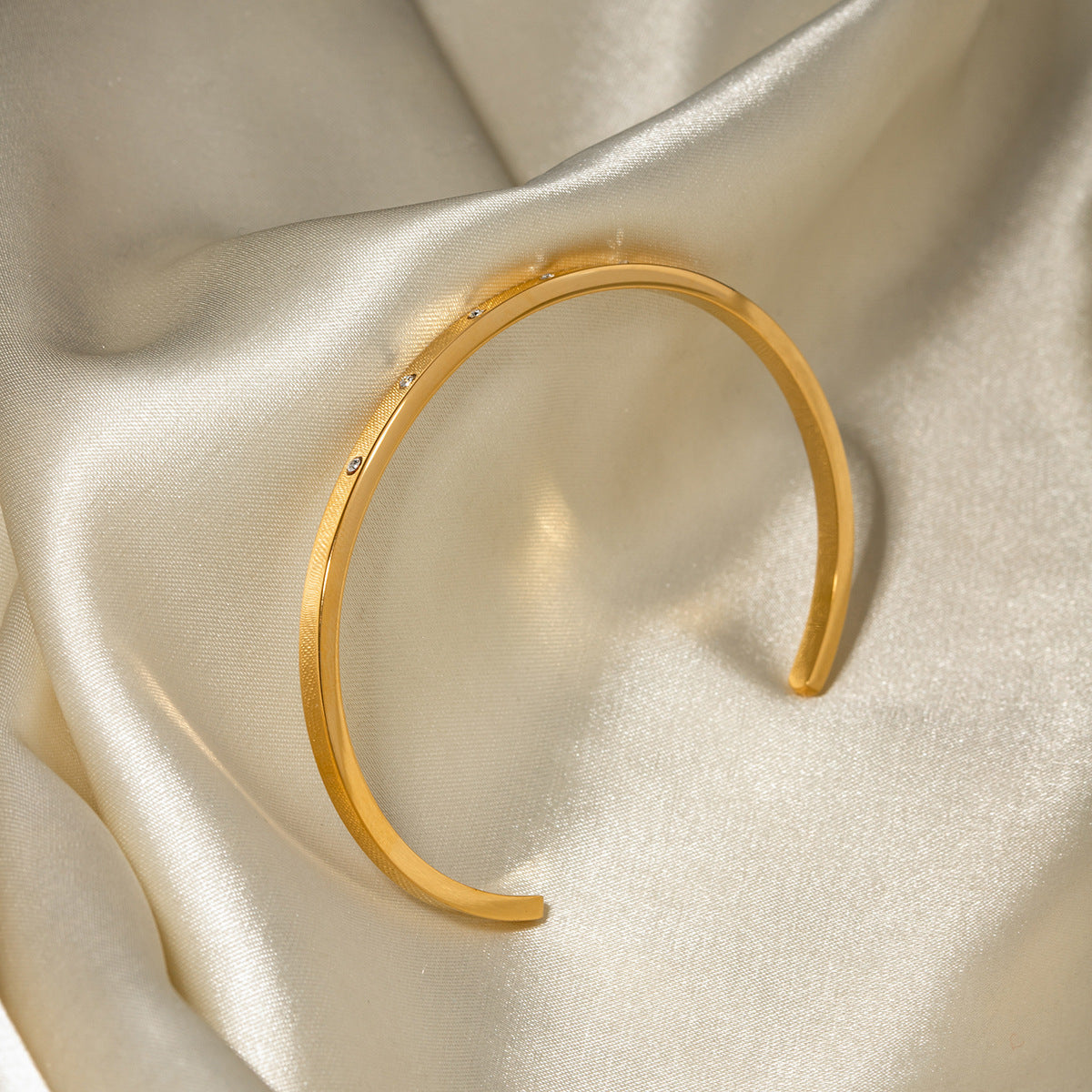 Just lil things Artificial Minimalist Open Cuff Bracelet with Dainty Crystals – JLTB0470