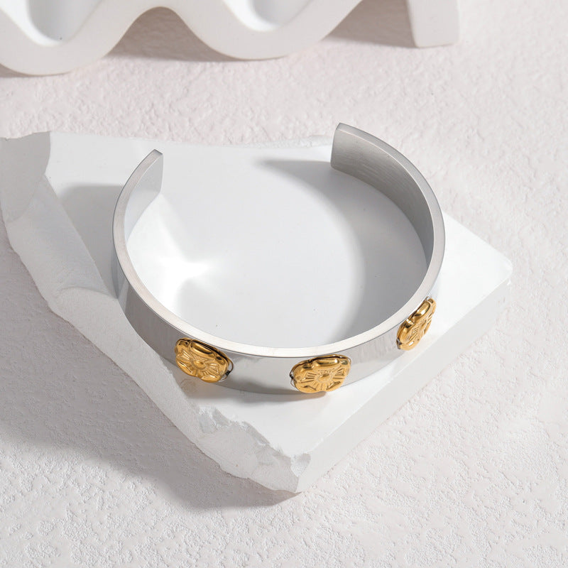 Silver-Tone Open Cuff Bracelet with Gold Medallion Accents – Minimal & Chic Bracelet JLTB0558