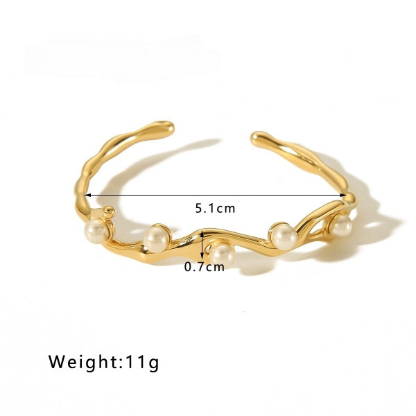 Asymmetrical Penta embedded Pearl Golden Wave Bracelet JLTB0645
