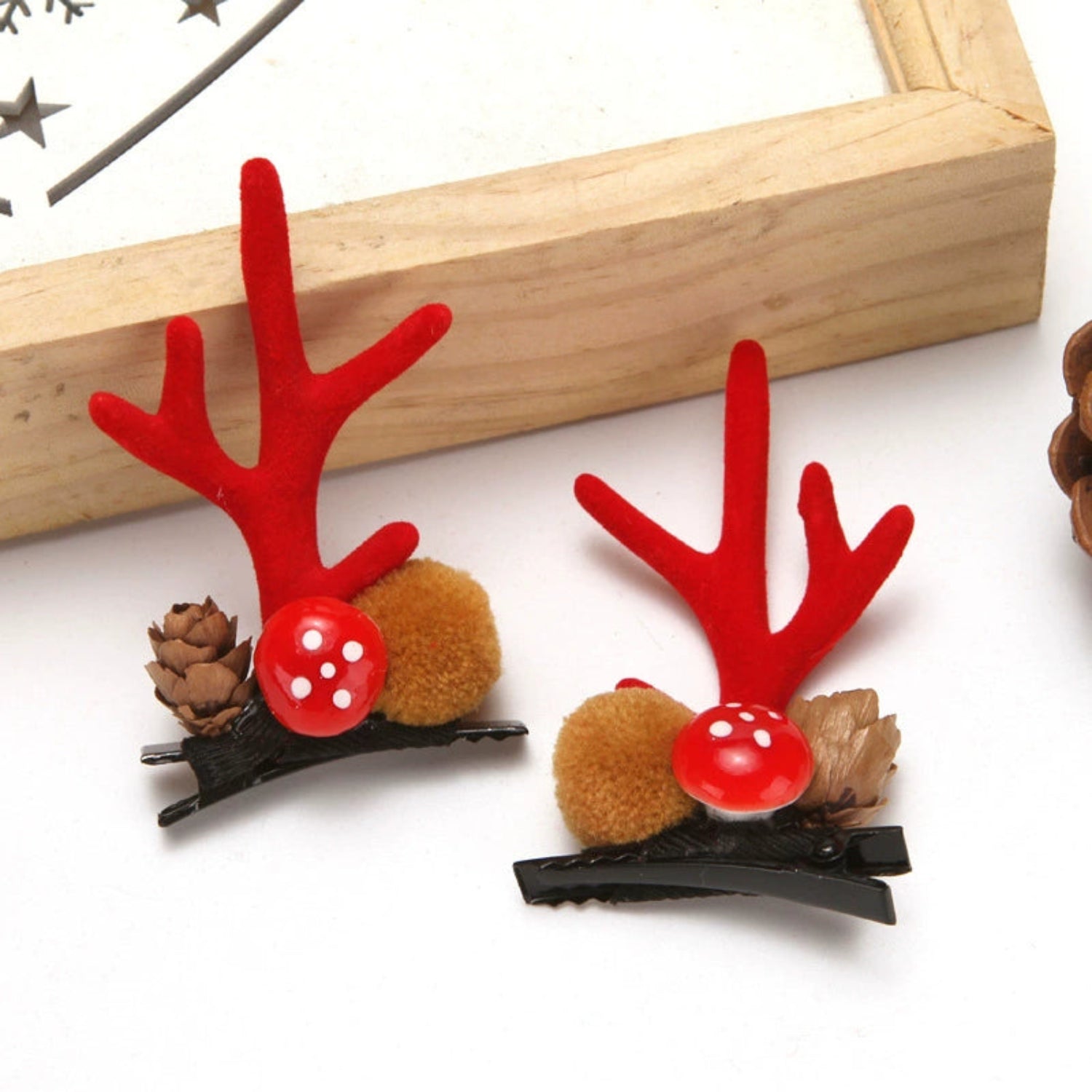 Just Lil Things Reindeer Antler Hair Clips – Christmas Red Antler with Mushroom Design jltc0099