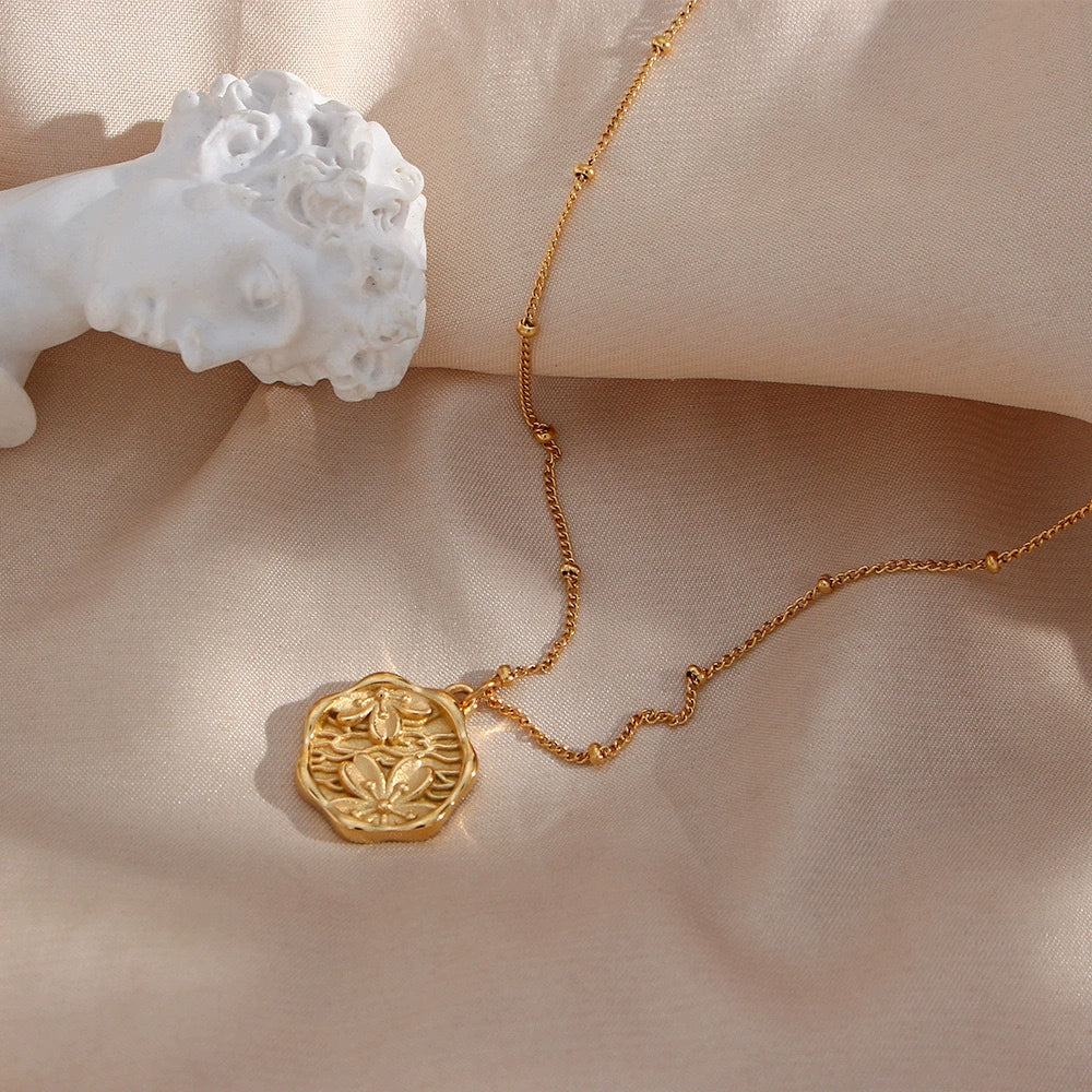 Just Lil Things- Artifical Round Floral Embossed chain- Necklace jltn0789