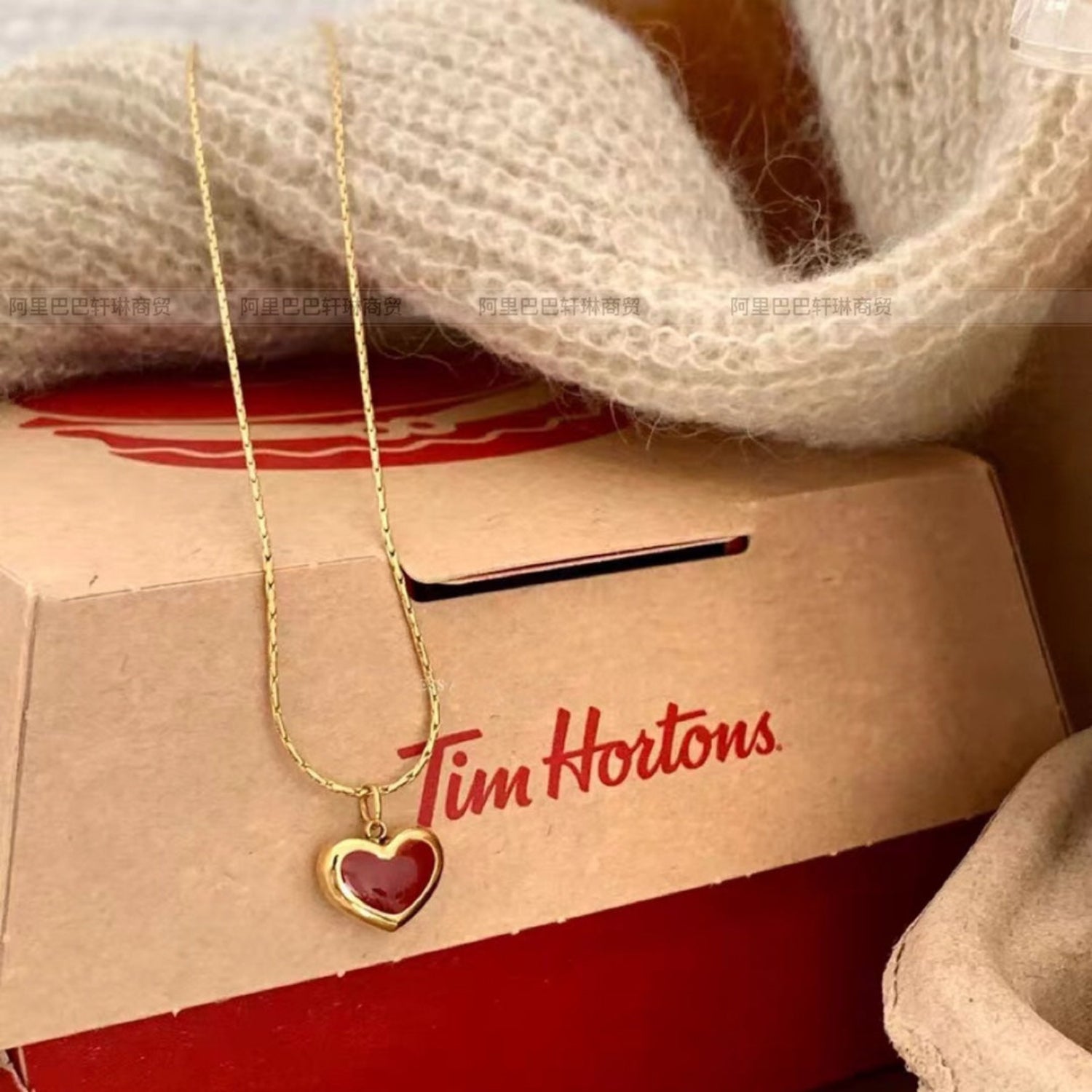 just-lil-things-artificial-gold-necklace-1