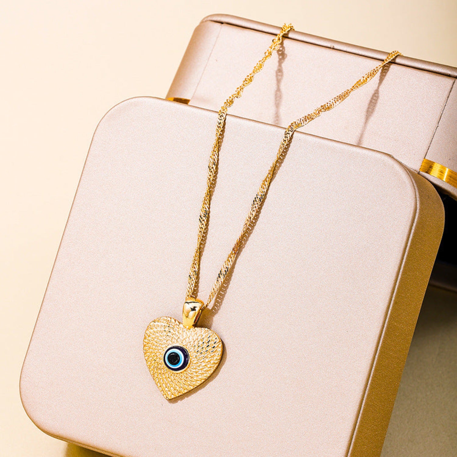 Just lil things Artificial Necklaces