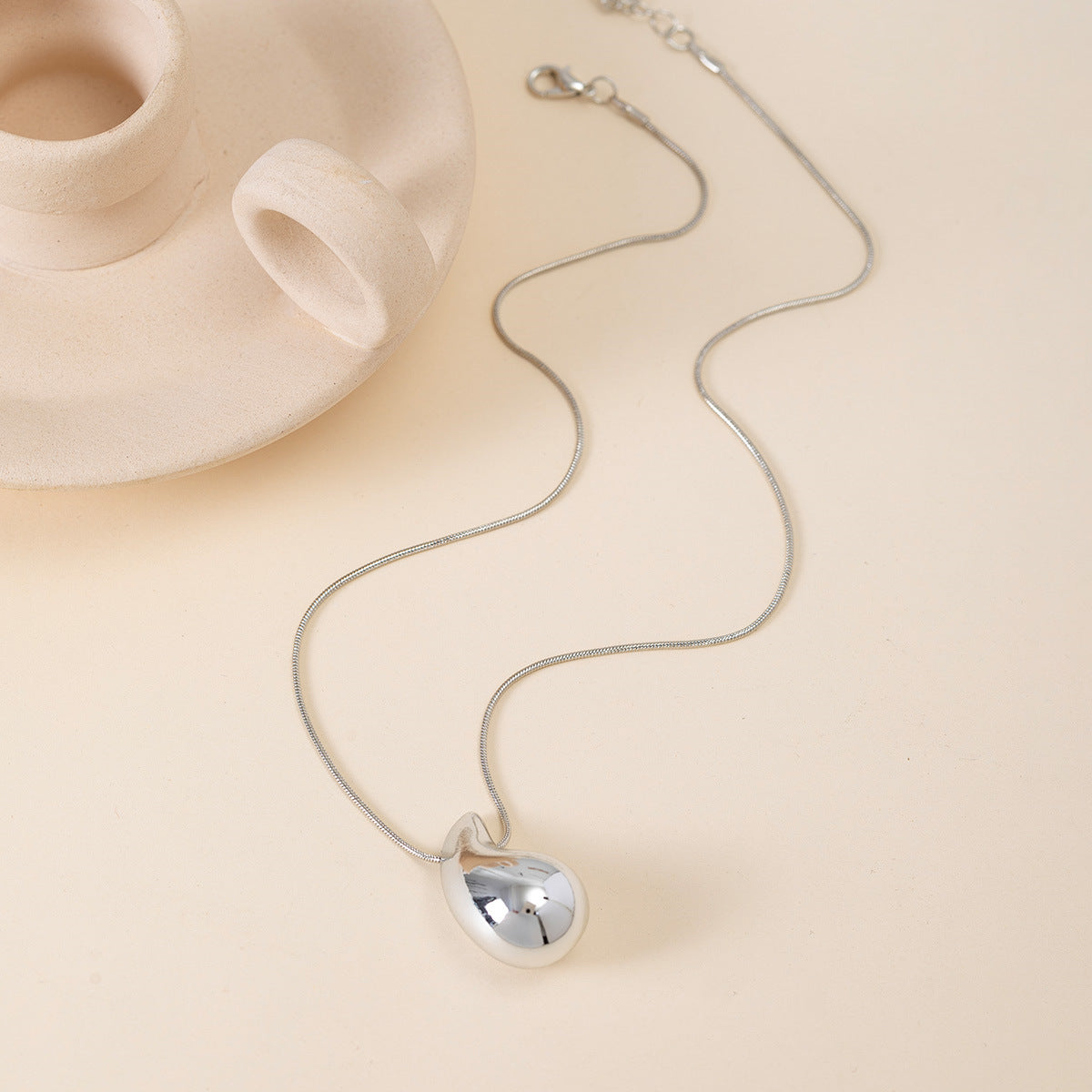 Just lil things Artificial Necklace
