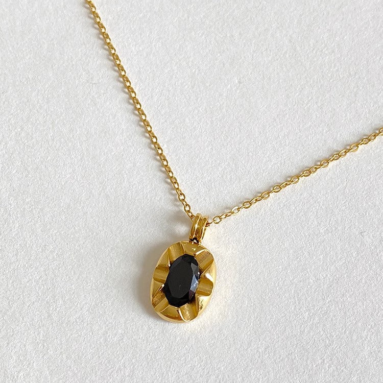 Black Diamond Oval Pendant Gold Necklace JLTN1194