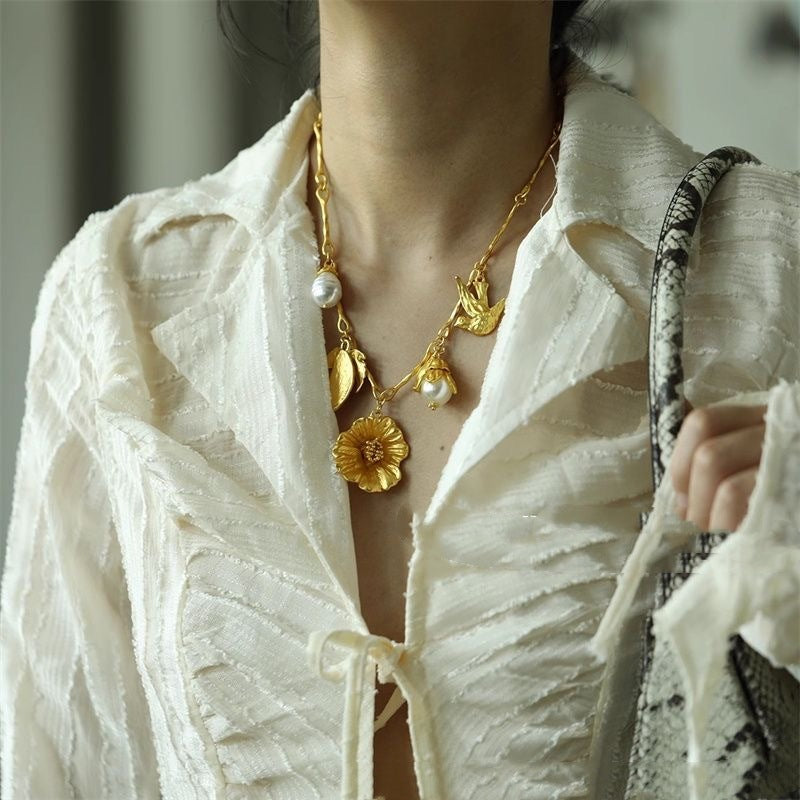 Vintage Floral Bird Leaf Charms Gold Necklace JLTN1276