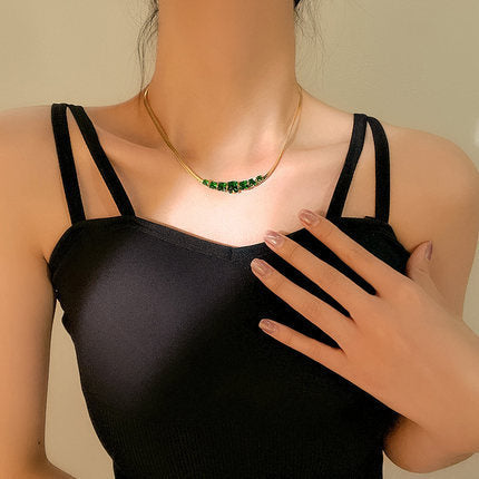 Emerald Square Crystals Embedded Serpentine Styled Chain Necklace JLTN1297