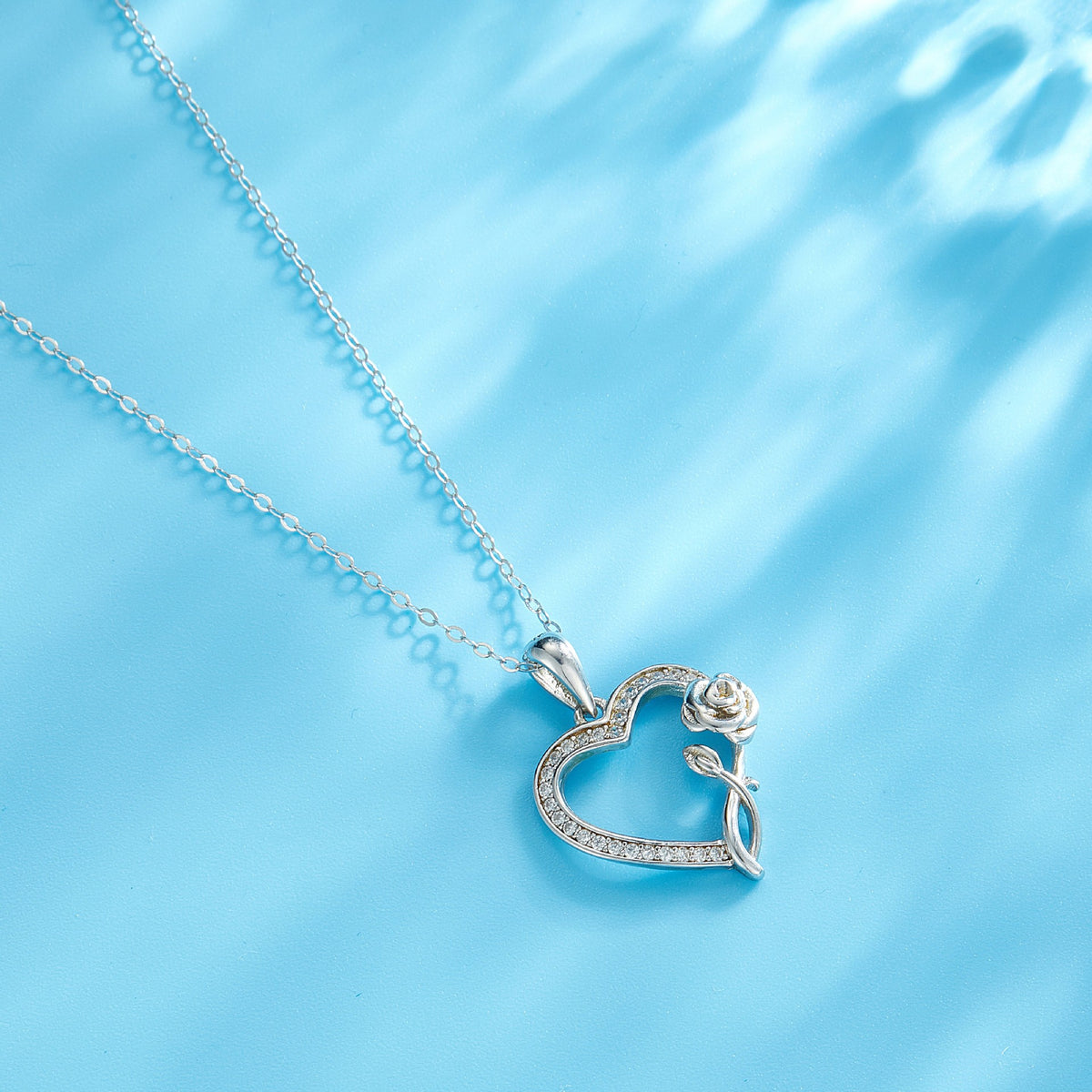 love hollow design pendant love flower pendant necklace jltn1409