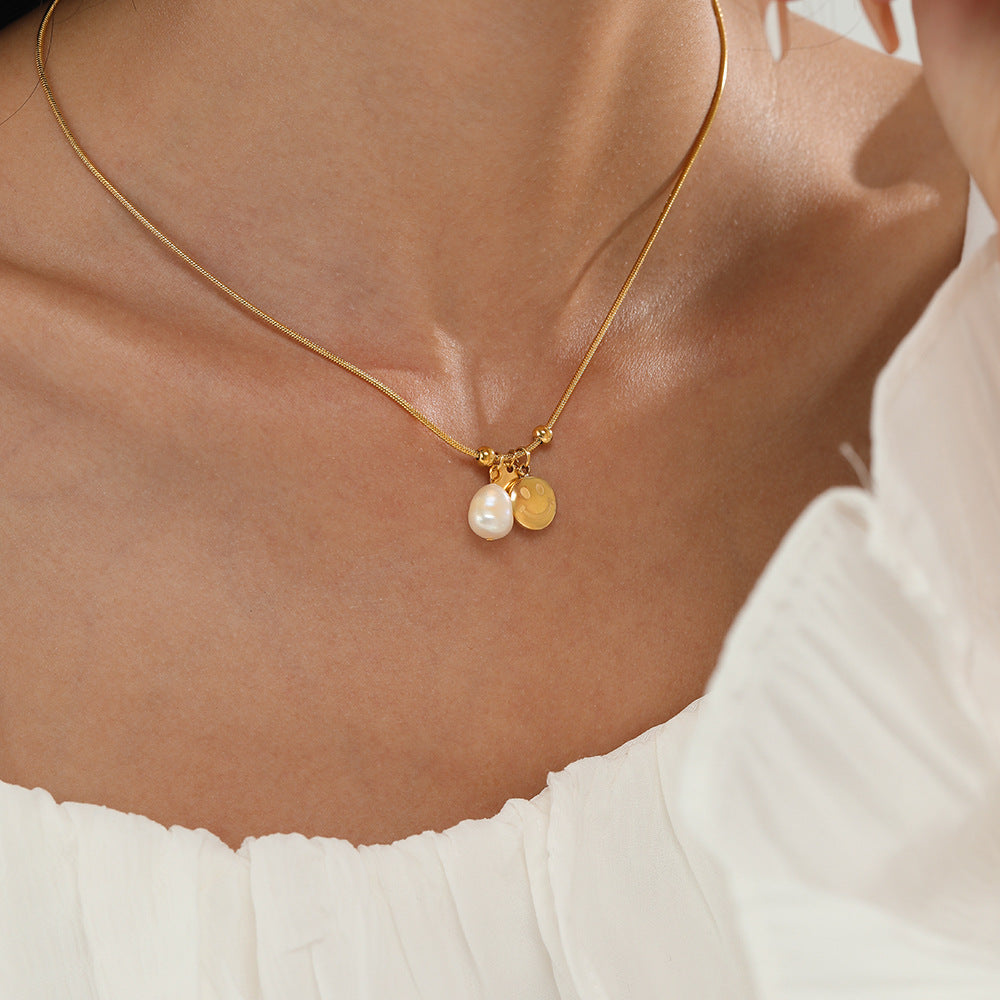 fashion trend smiley face cute expression pearl pendant necklace jltn1493