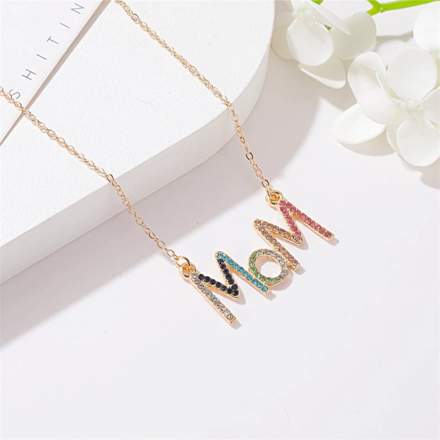 MOM Pendant Necklace JLTN1497