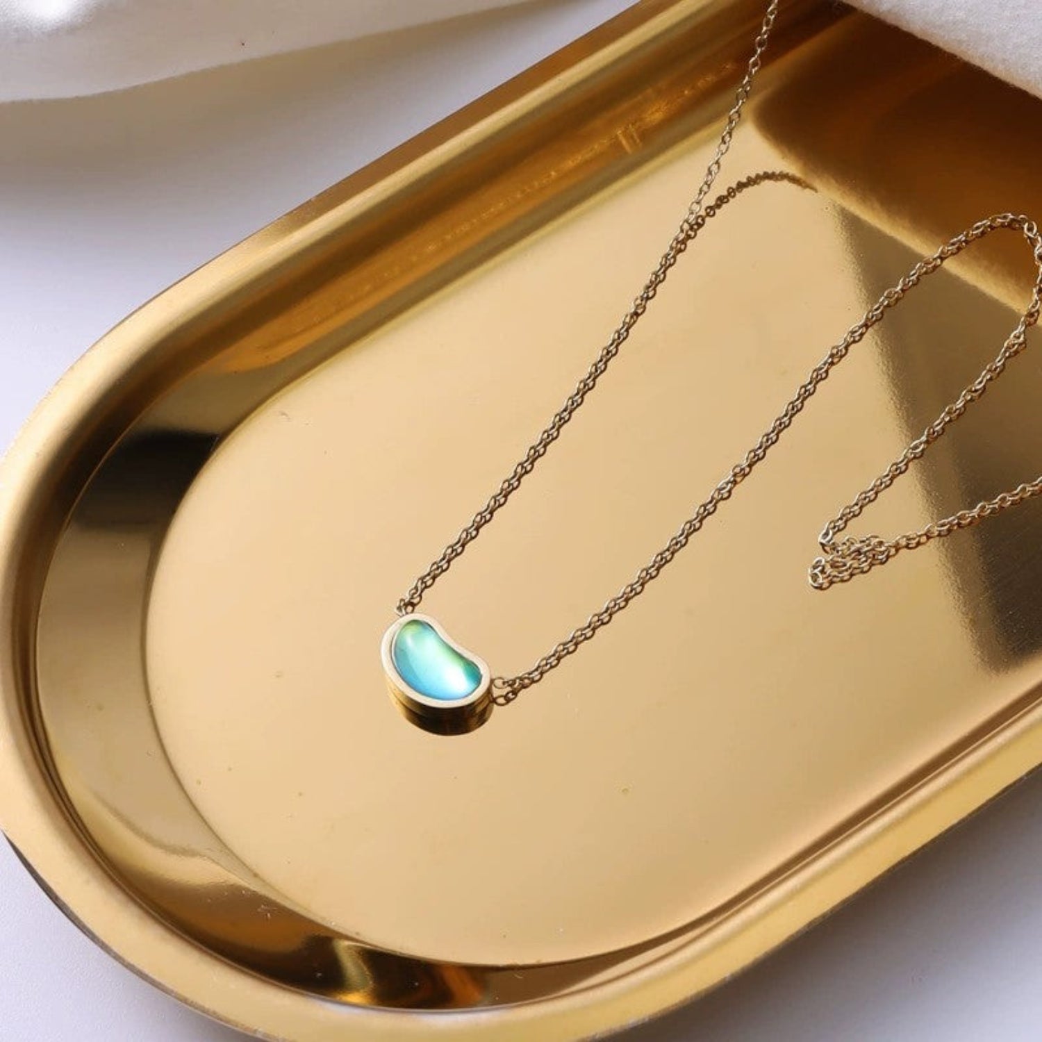 Just Lil Things Ocean Glow Minimal Necklace jltn1657