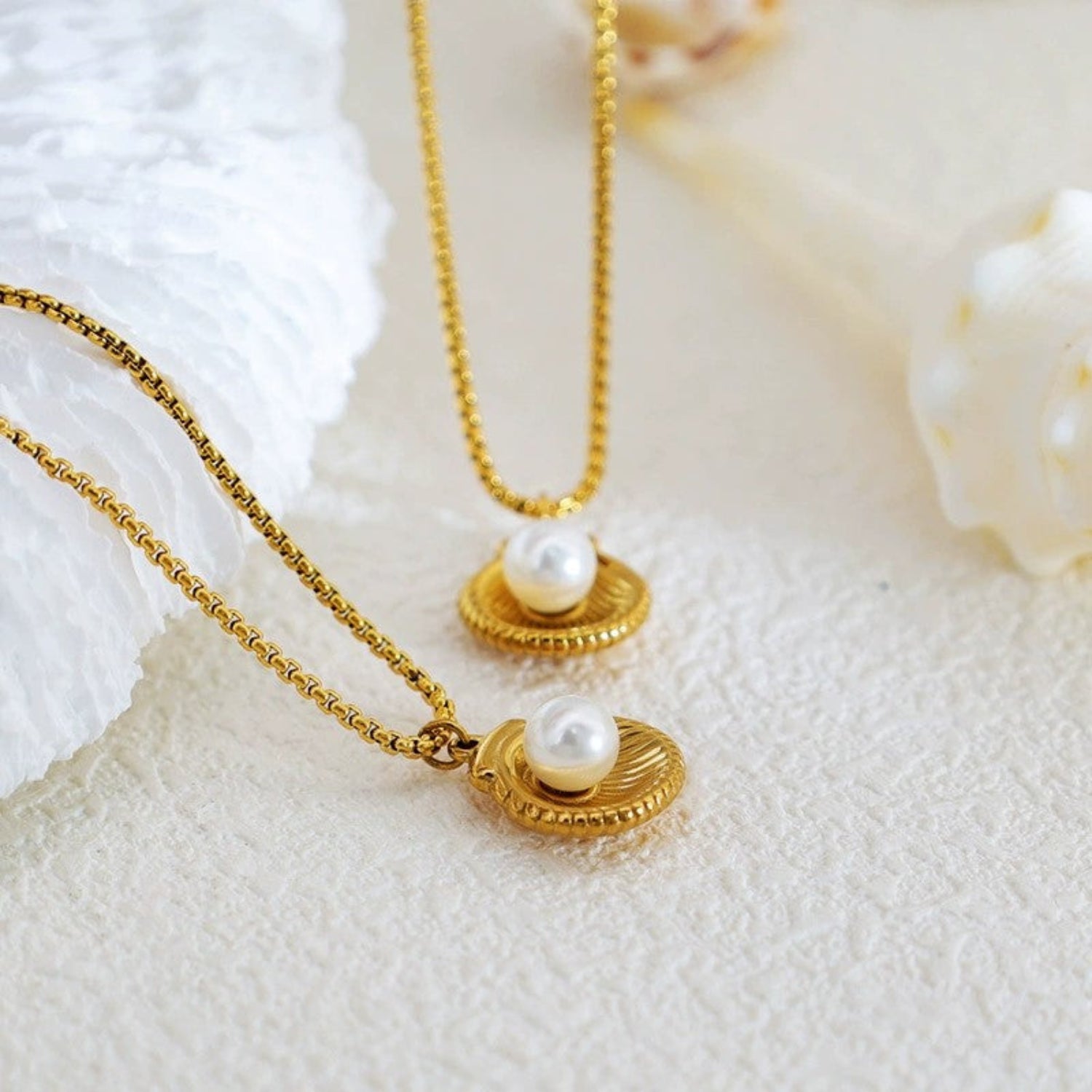 Just Lil Things Golden Seashell Pearl Pendant Necklace jltn1661