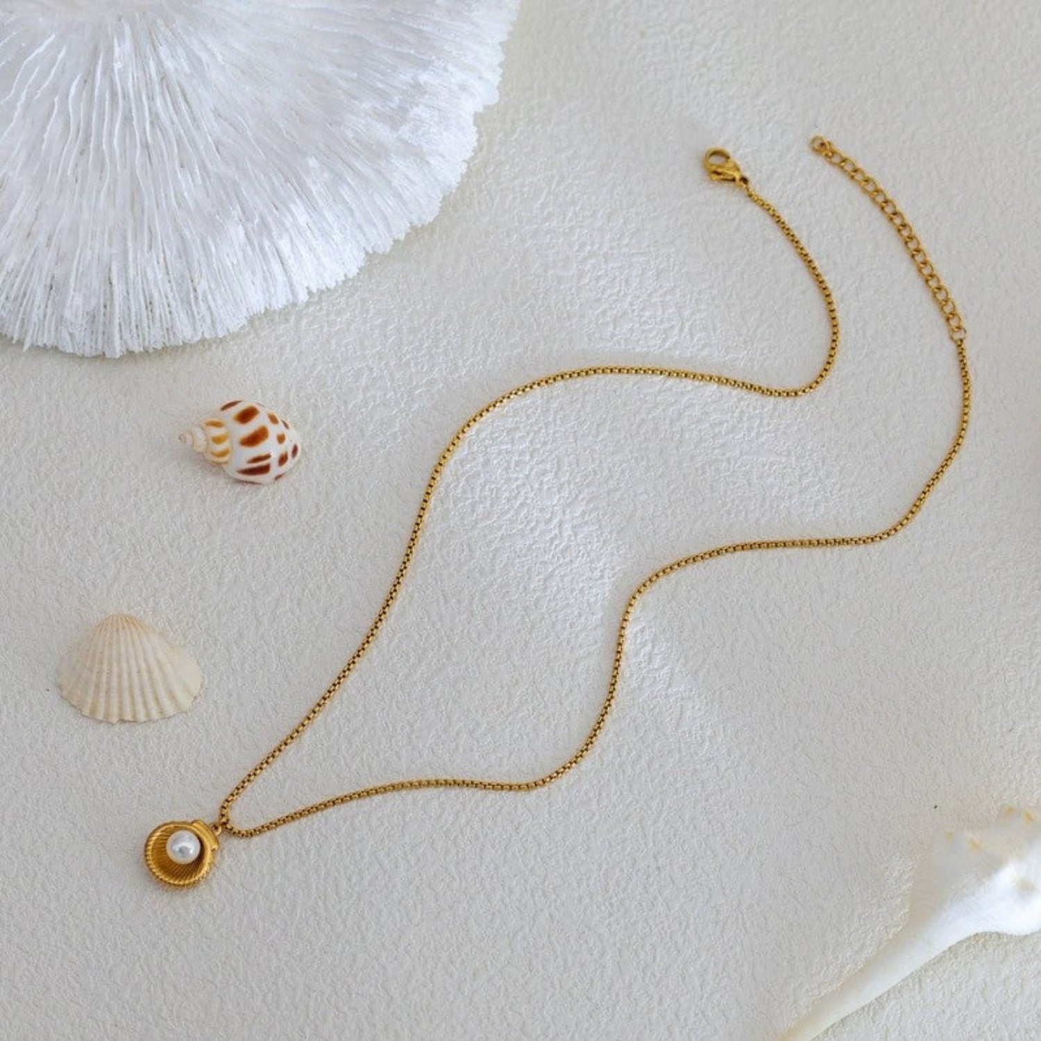 Just Lil Things Golden Seashell Pearl Pendant Necklace jltn1661