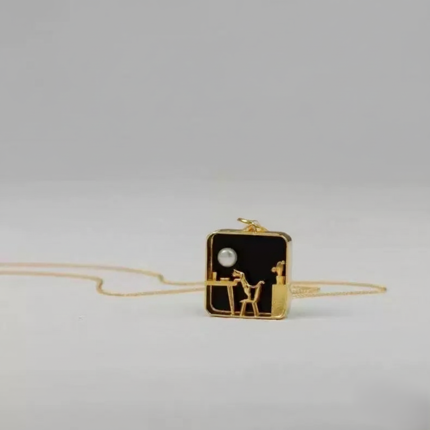 Miniature Scene House Pendant Necklace JLTN1699