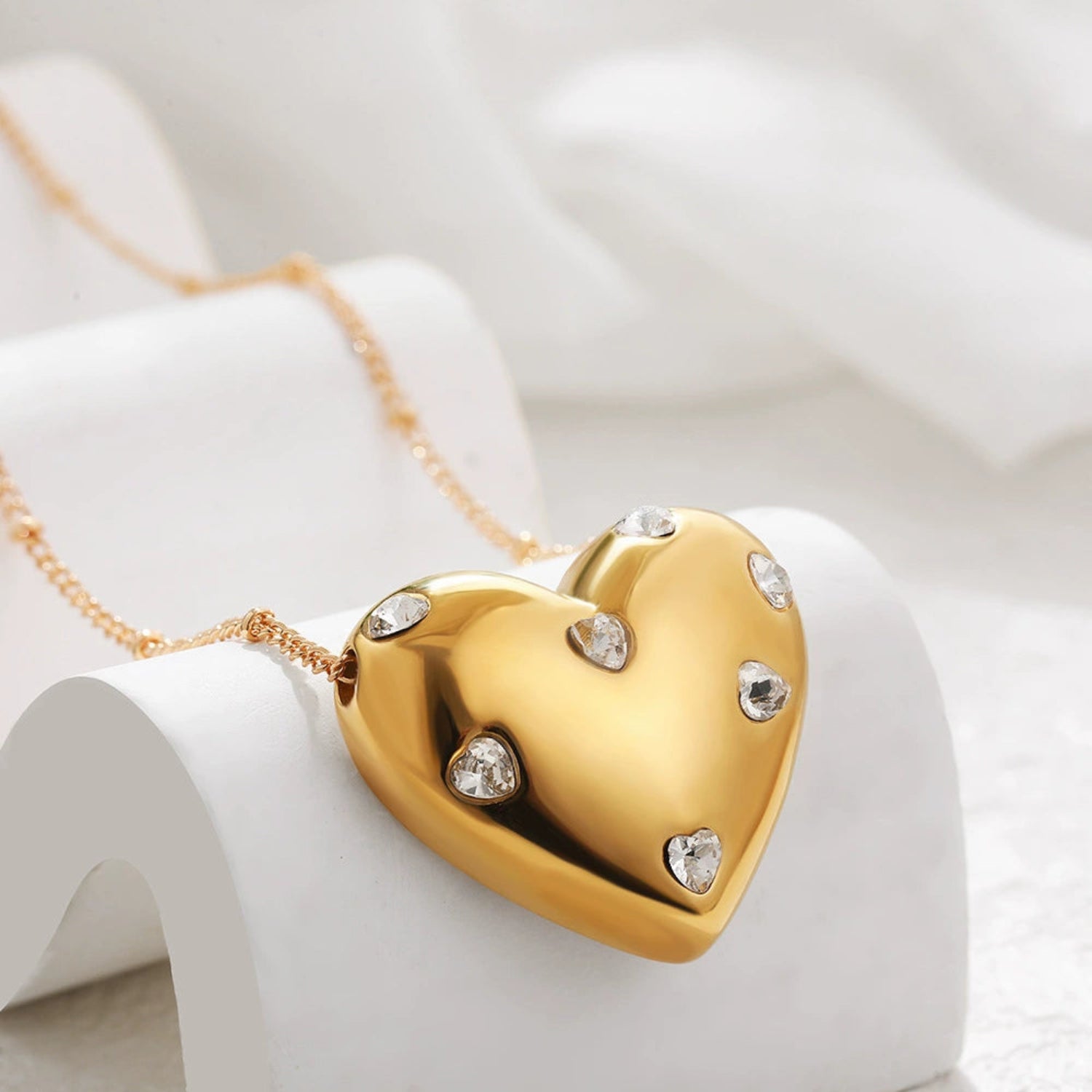 Oversized Puffy Heart Crystal Necklace JLTN1700