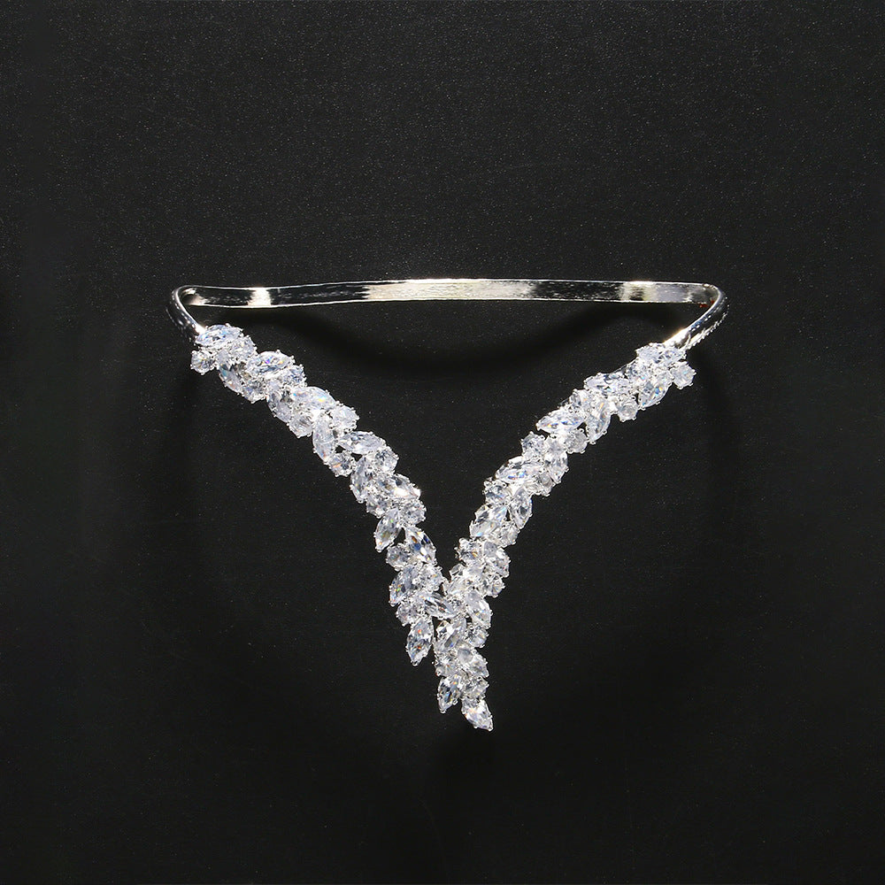 Silver V-Shape Crystal Cluster Statement Ring jltr0506