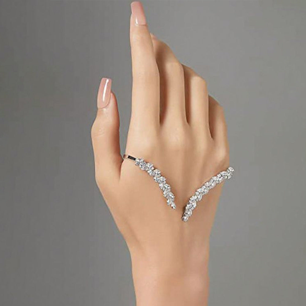 Silver V-Shape Crystal Cluster Statement Ring jltr0506