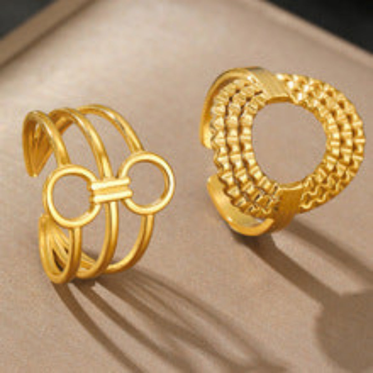 Interlocked Circle and Woven Design Adjustable Gold Rings JLTR0517