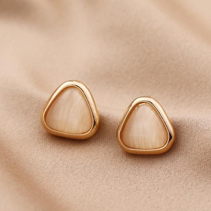 just-lil-things-gold-earring-pin-earring-jlt10293 - justlilthings
