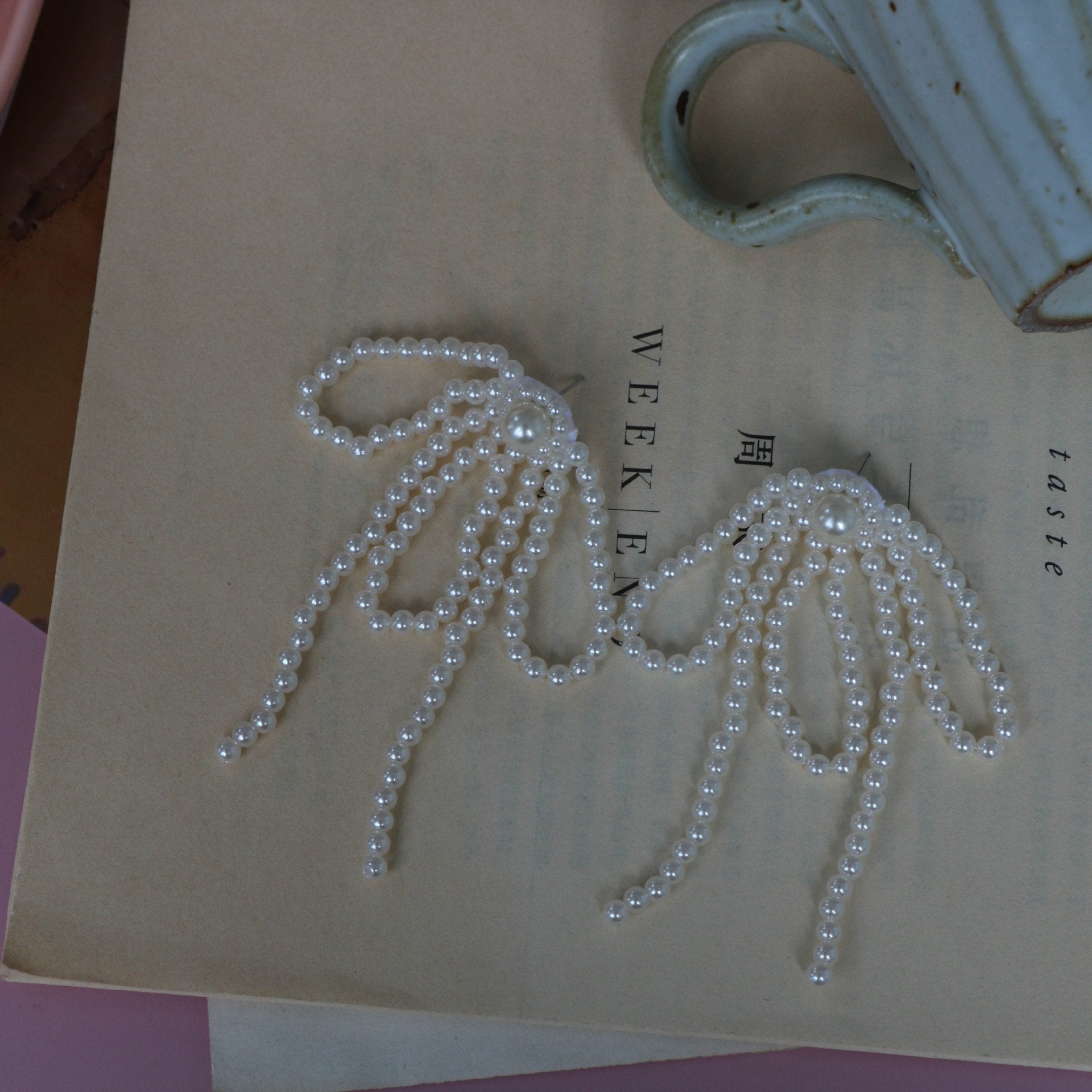 just-lil-things-white-earring-pin-earring-jlt10299 - justlilthings