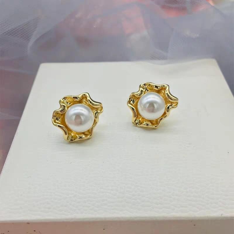 just-lil-things-gold-earring-pin-earring-jlt10307 - justlilthings