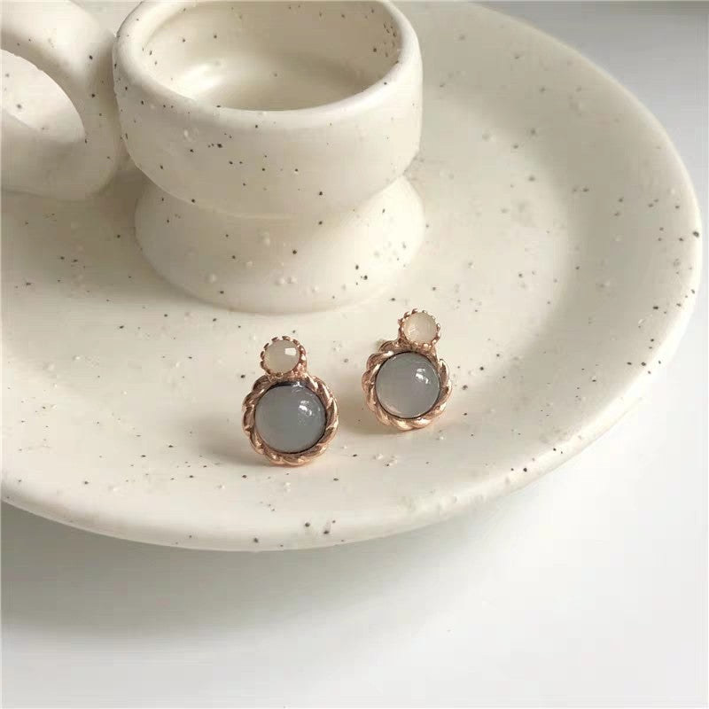 just-lil-things-gold-earring-pin-earring-jlt10325 - justlilthings