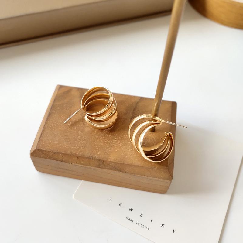 just-lil-things-gold-pin-earrings-jlt10776