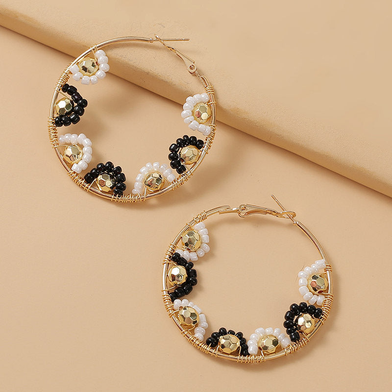 just-lil-things-black-hoop-earrings-jlt11030