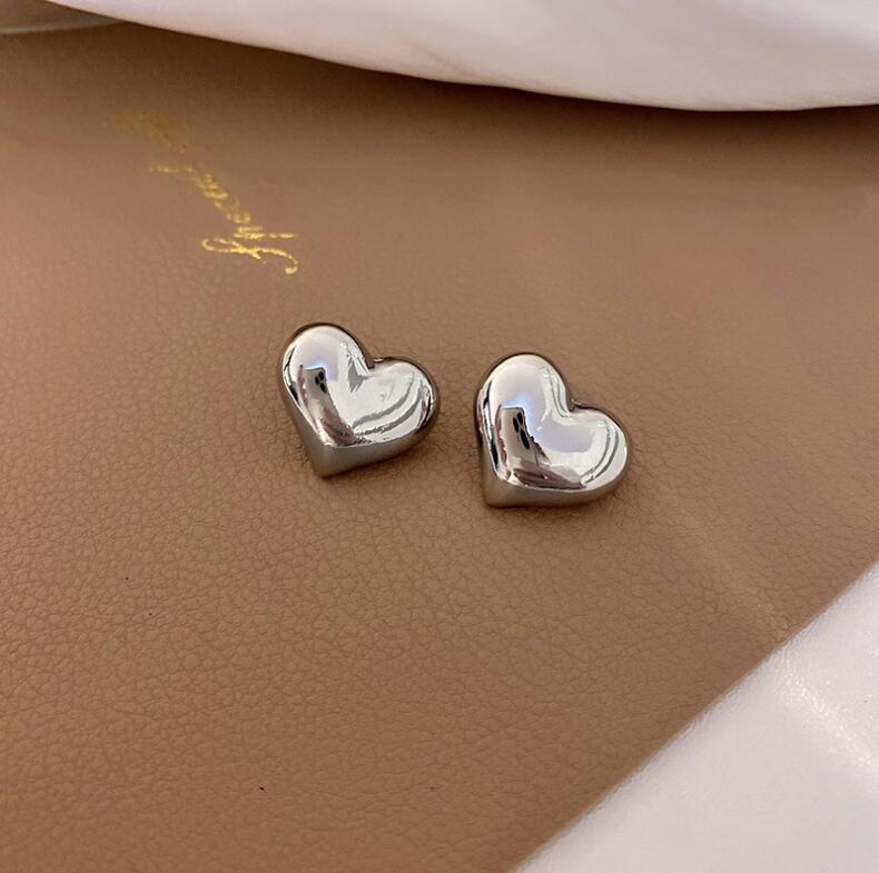 just-lil-things-silver-pin-earrings-jlt11433