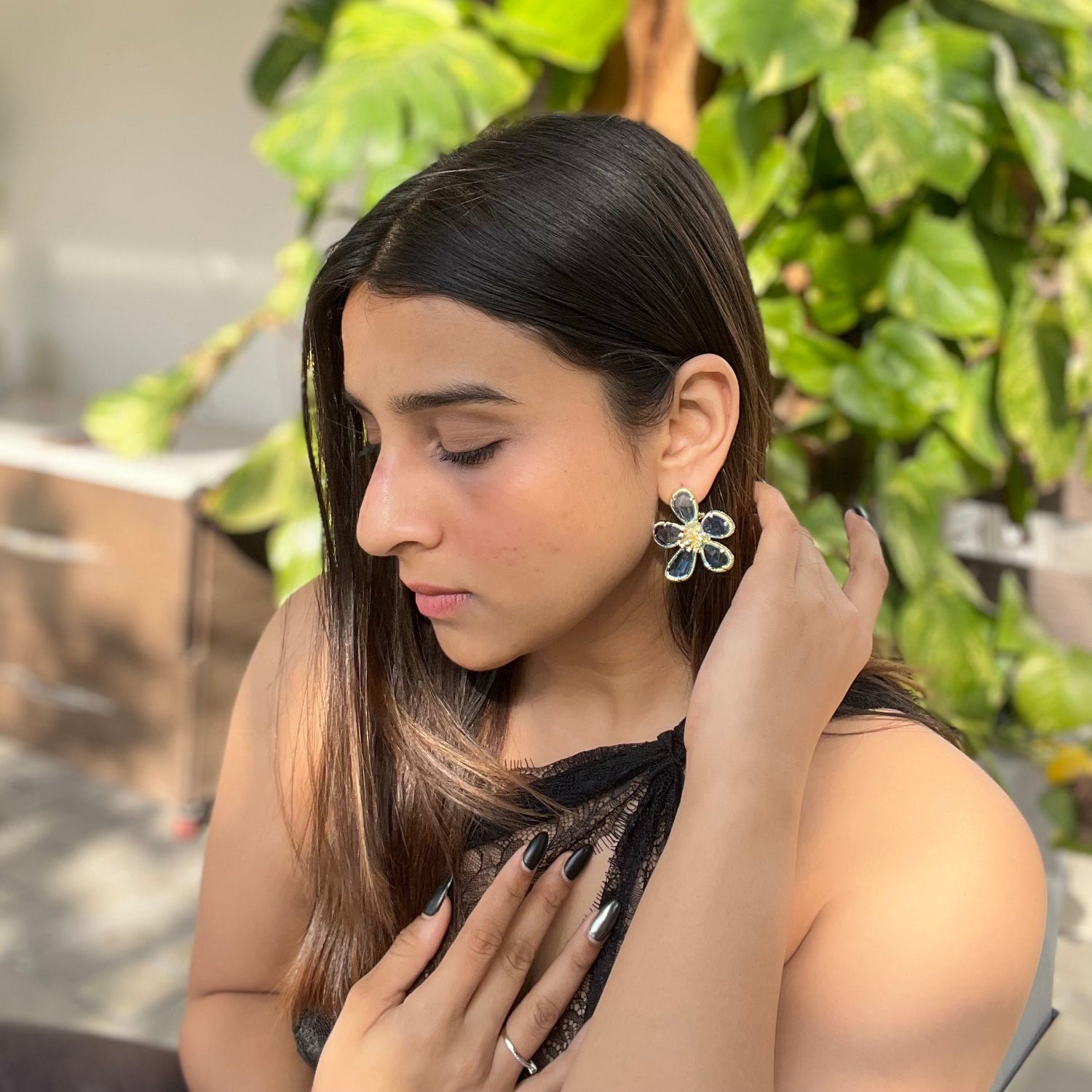 Just Lil Things - Bloomy Blue - Pin Earrings jlt11467