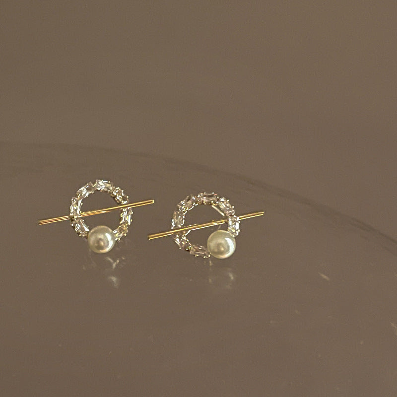 Delicate Gold Bar and Pearl Circle Stud Earrings-jlt11517
