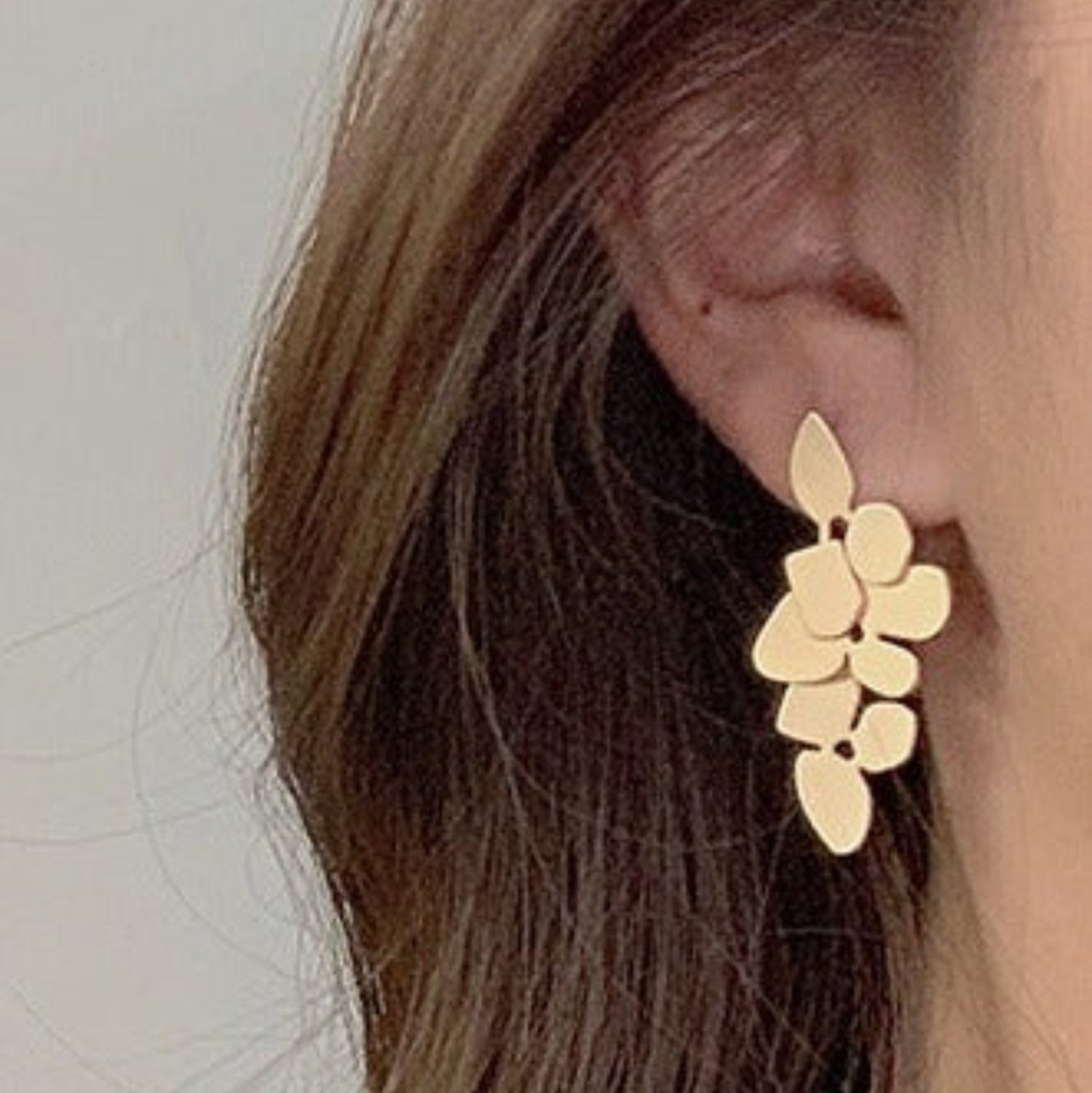 Modern Gold Leaf Drop Earrings JLT11615