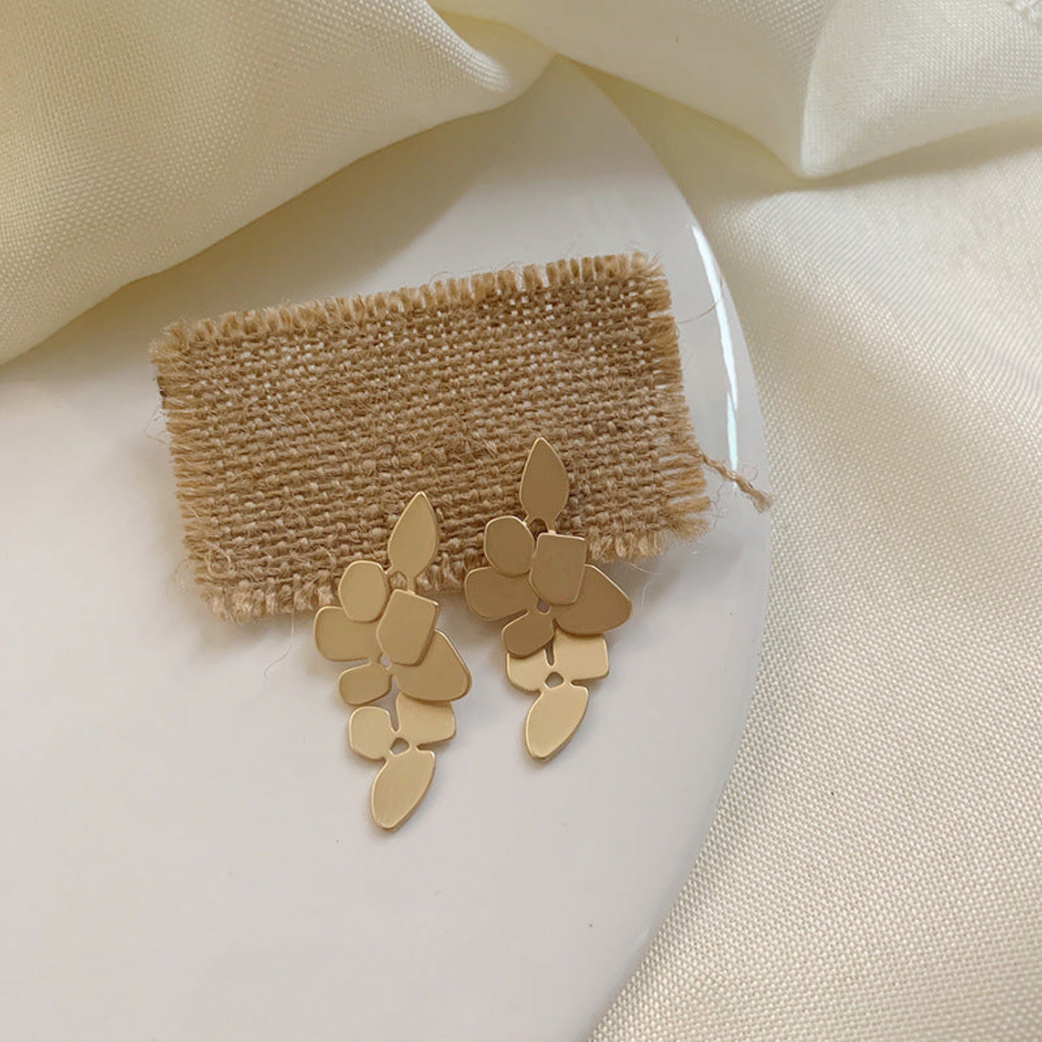Modern Gold Leaf Drop Earrings JLT11615