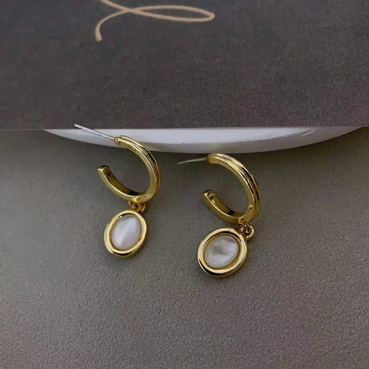 Gold Hoop Earrings with White Pearl Stone jlt11661